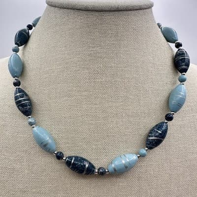 Vintage 80s Blue Mottled Bead Necklace SilverTone Striped Boho Statement Jewelry