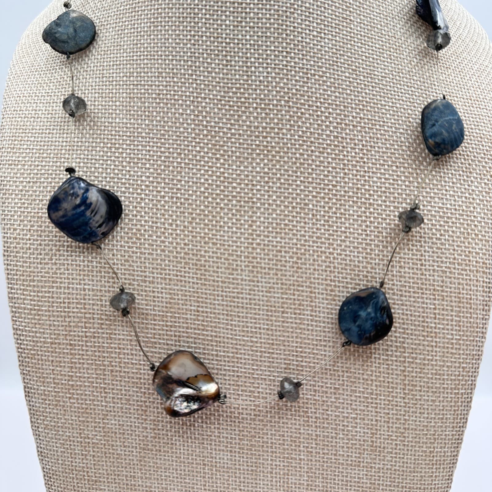 Vintage Y2K Wire Iridescent Organic Shell Beaded Station Necklace Jewelry Retro