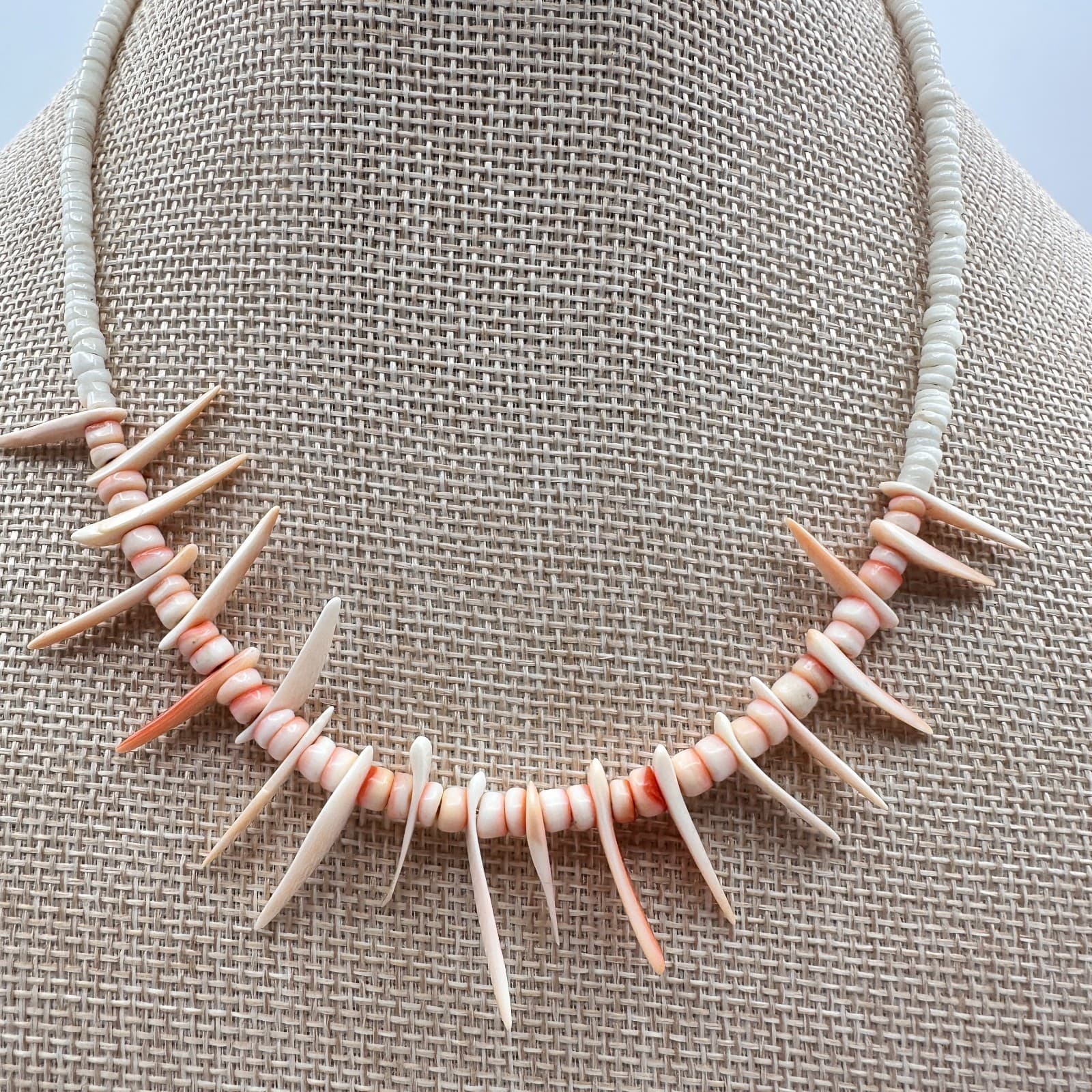 Vintage Y2K Shell Spike Heishe Beaded Necklace Boho Women's Classic Jewelry Boho