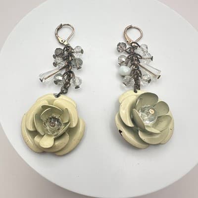Vintage 90s Rose Flower Beaded Dangle Earrings Women's Classic Fashion Jewelry