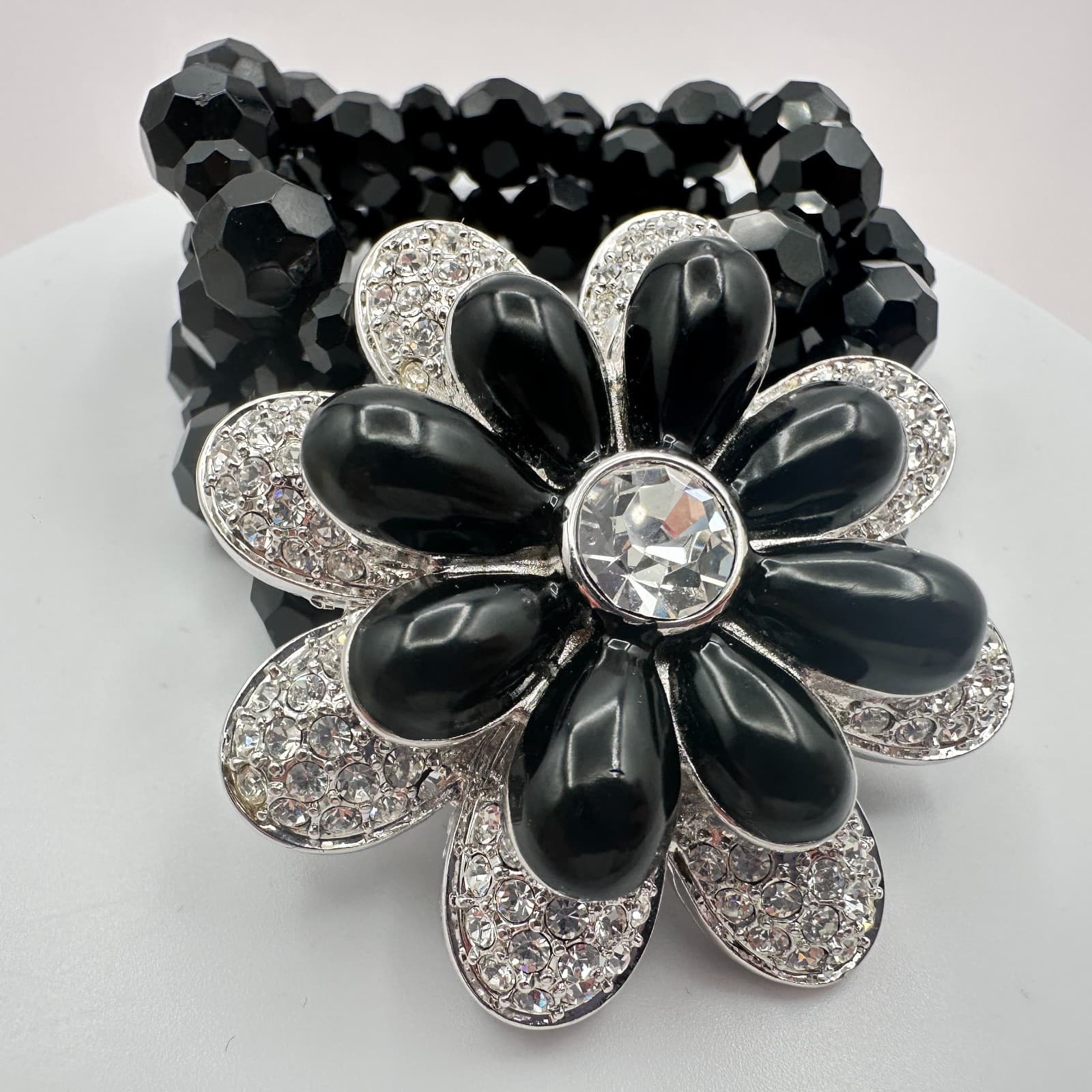 Vintage 90s Y2K Black Beaded Floral Rhinestone Stretch Bracelet Women's Jewelry