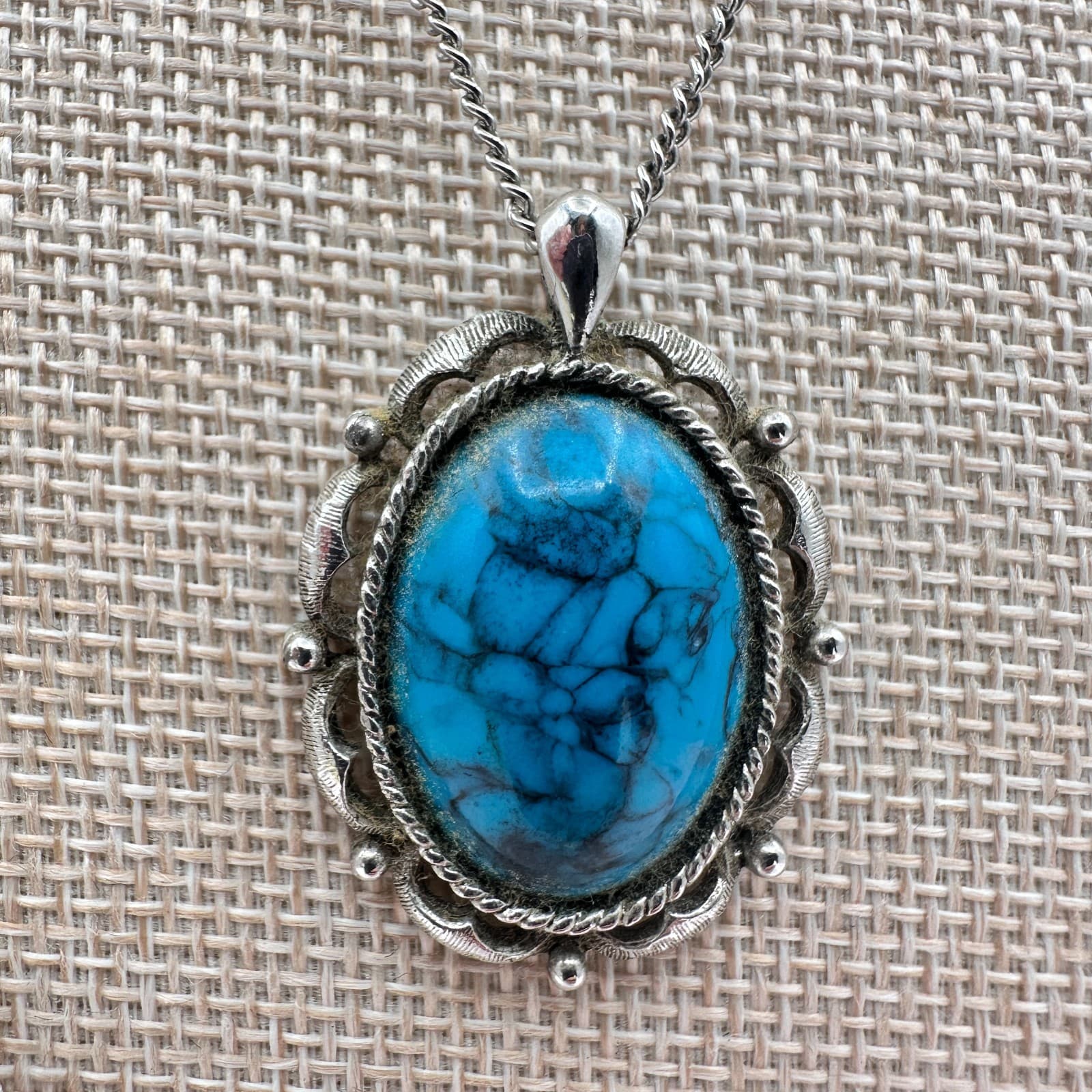 Vintage 90s Silver Tone Oval Turquoise Matrix Filigree Pendant Necklace Jewelry