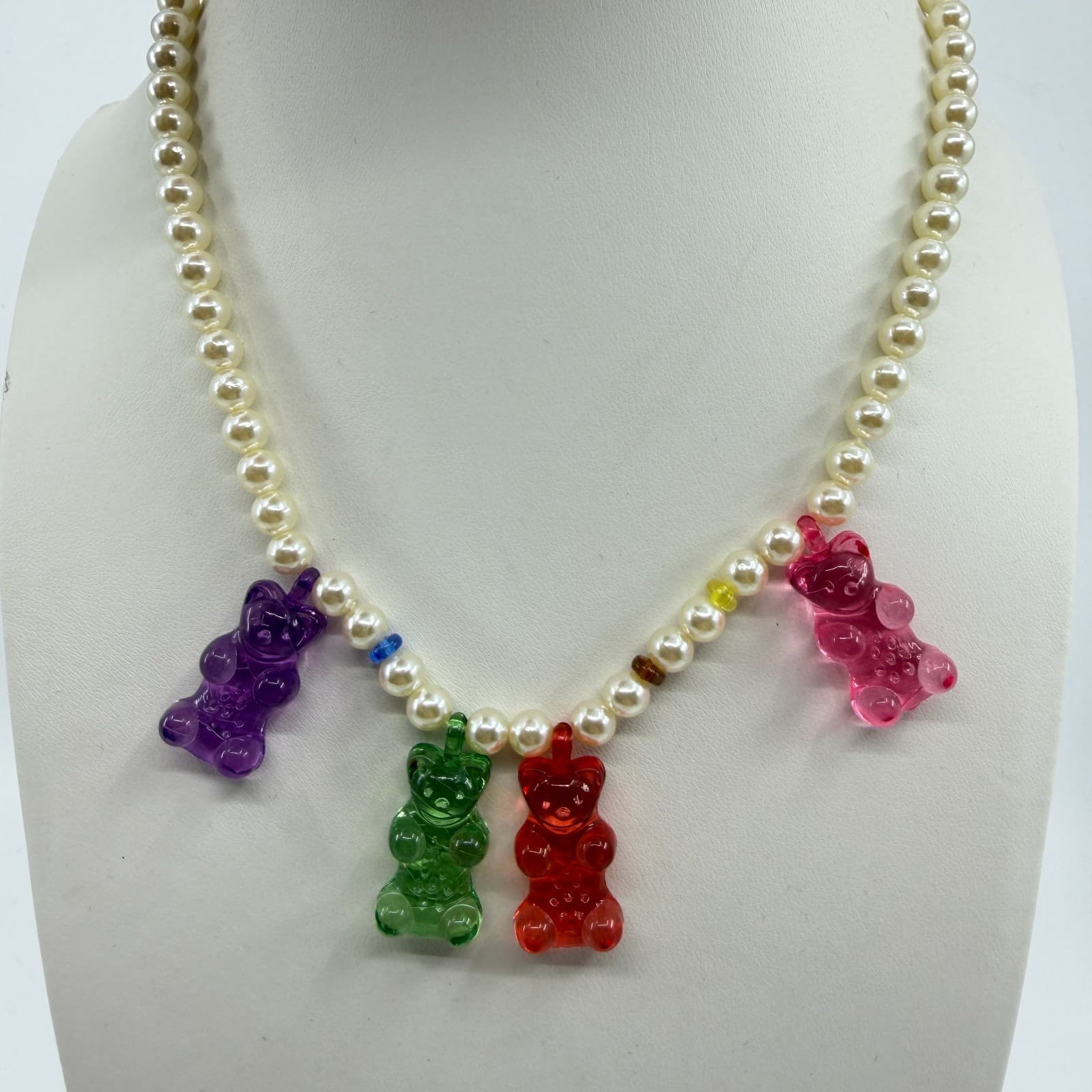 Y2K Gummy Bear Pearl Necklace Colorful Statement Aesthetic Layering Fun Jewelry