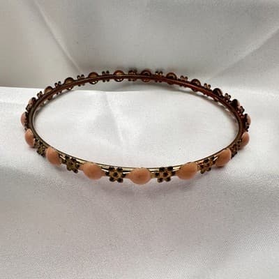Vintage 80s Coral Cabochon Gold Tone Floral Bangle Bracelet Salmon Pink Jewelry