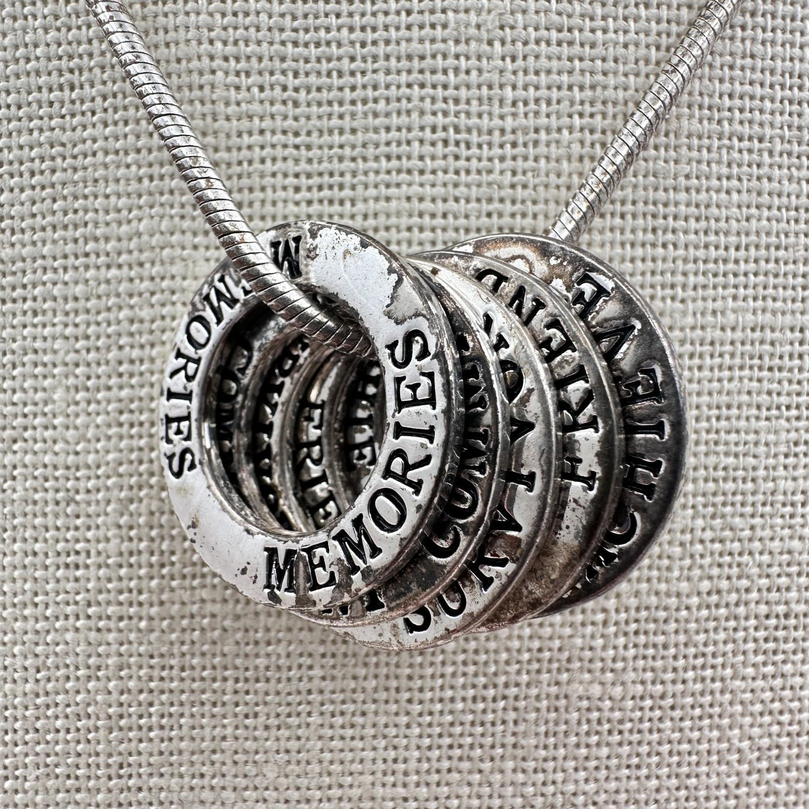 Vintage 90s Silver Tone Inspirational Ring Snake Chain Necklace Women's Jewelry