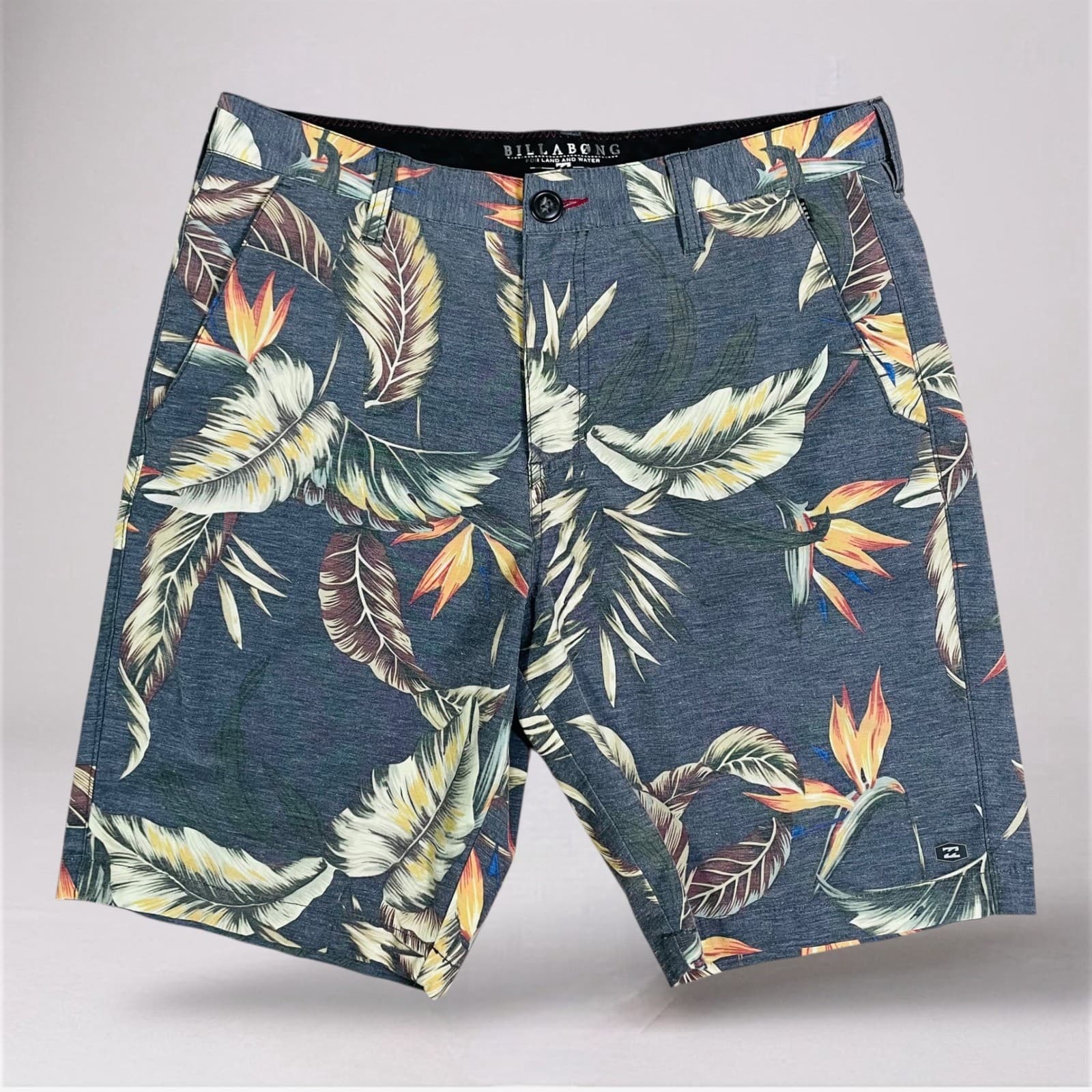 Billabong Platinum X Hybrid Boardshorts Men’s 32 Floral Leaf Print Swim Surf