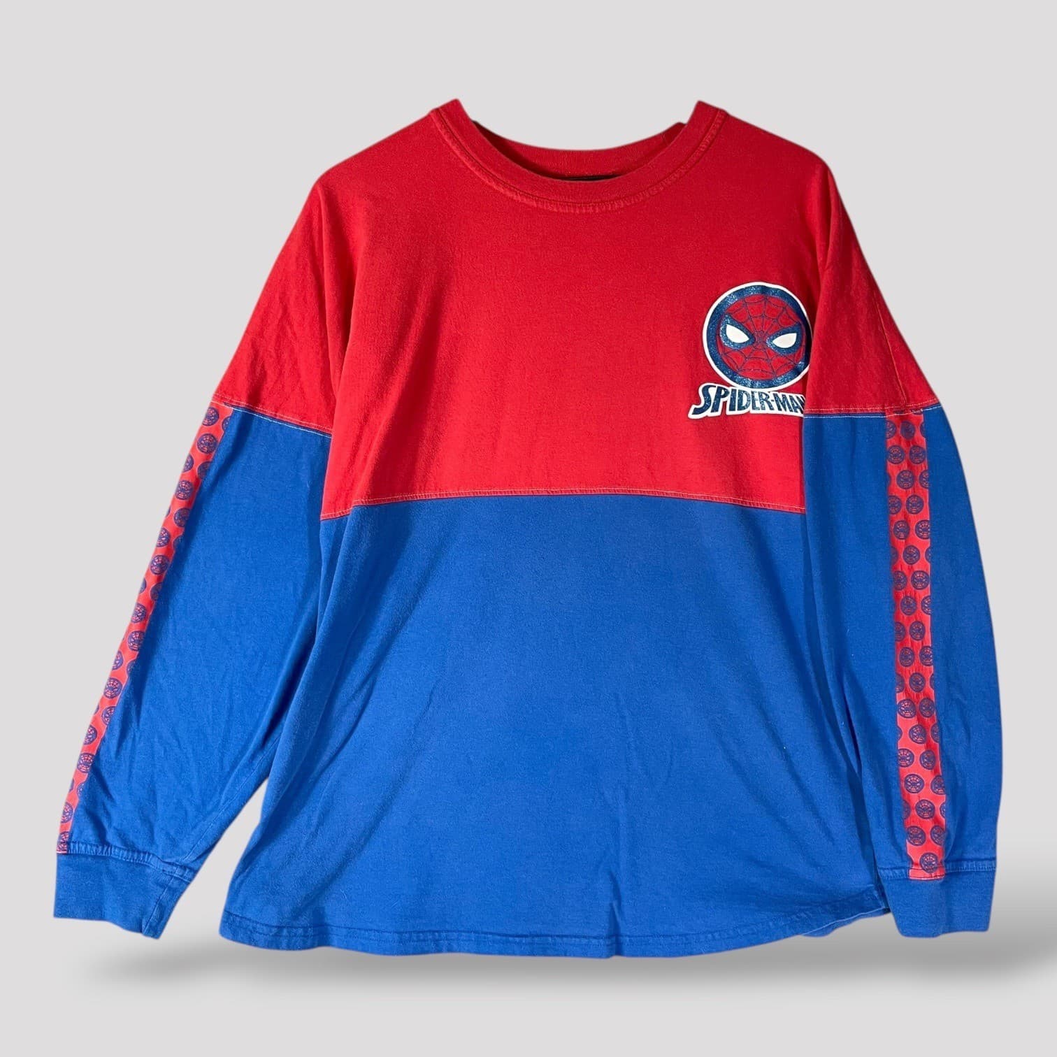 Universal Studios Marvel Spider-Man Spirit Jersey Adult Large Red Long Sleeve