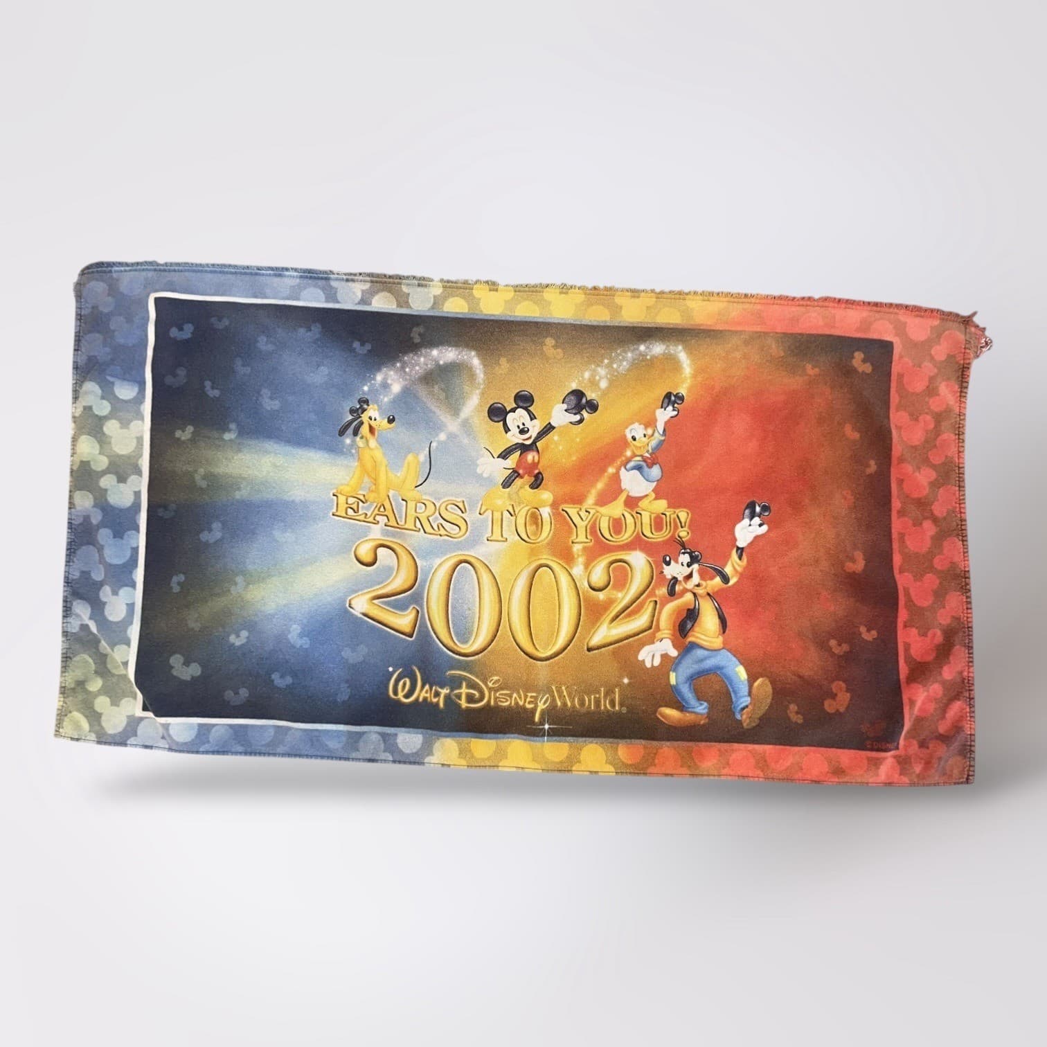 Walt Disney World 2002 Ears To You Mickey Pluto Donald Goofy Towel Vintage