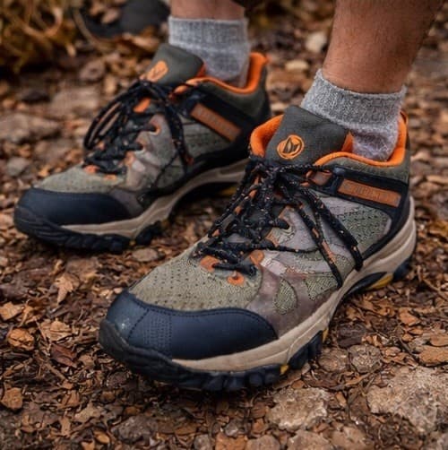 Merrell Hiking Shoes Boulder Burnt Orange Mens Size 10.5 Brown Running Outdoors