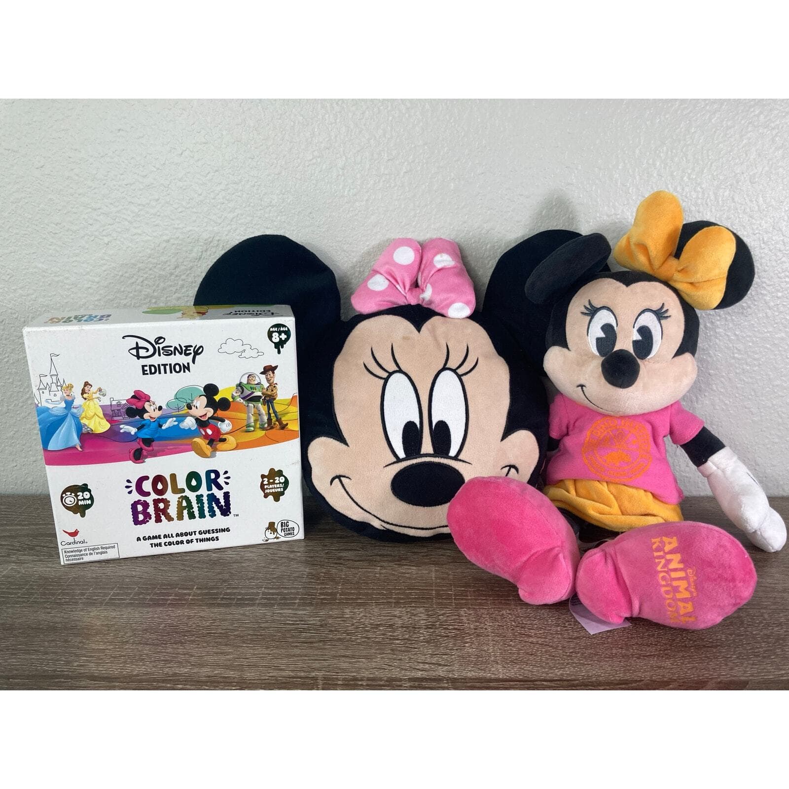 Disney Parks Animal Kingdom Minnie Mouse Plush Pillow & Color Brain Board Game