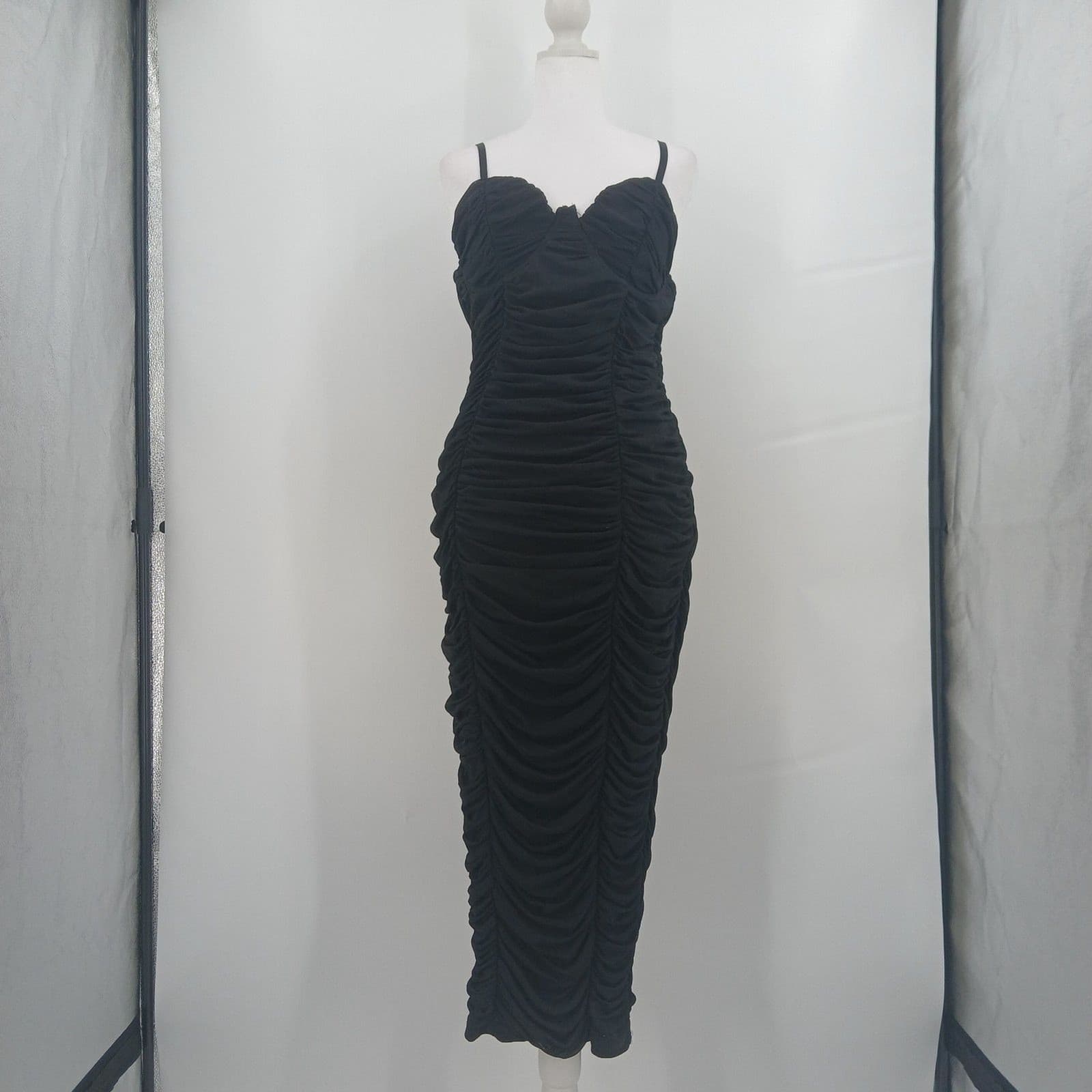 womens plus 1X black bodycon long line rouched dress fashion nova zipper back