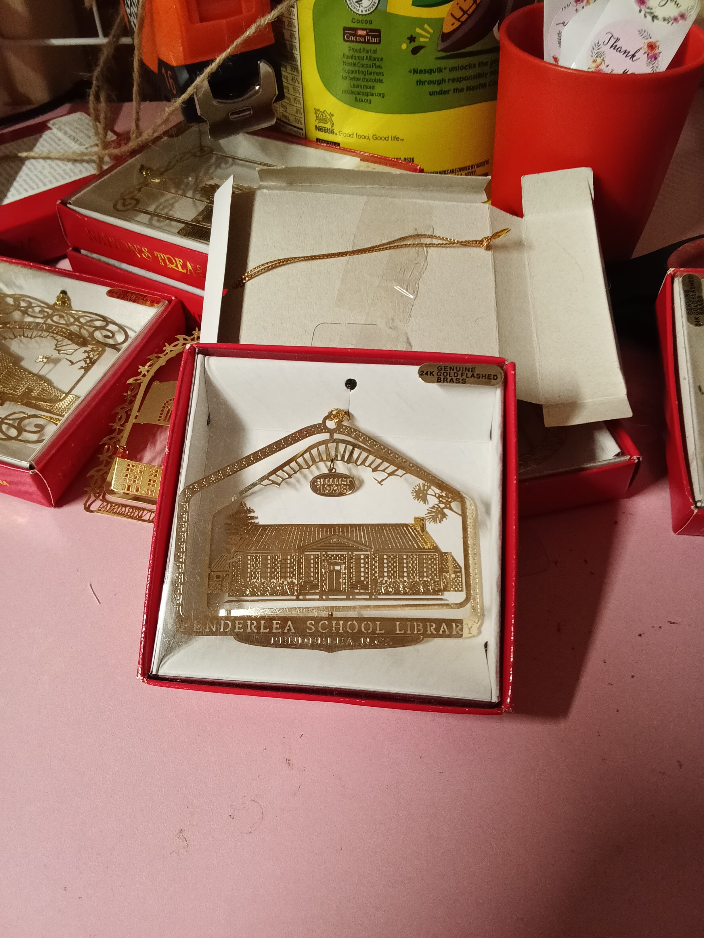 Jackson Pacific 24K Gold Plated Ornament Enderlea School Library