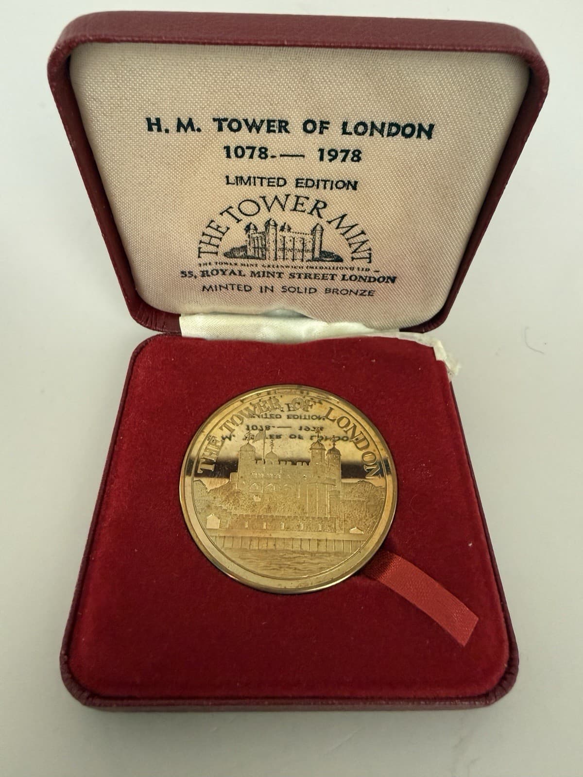 Tower Mint Tower Of London 1078-1978 Solid Bronze Medal Boxed Limited Edition