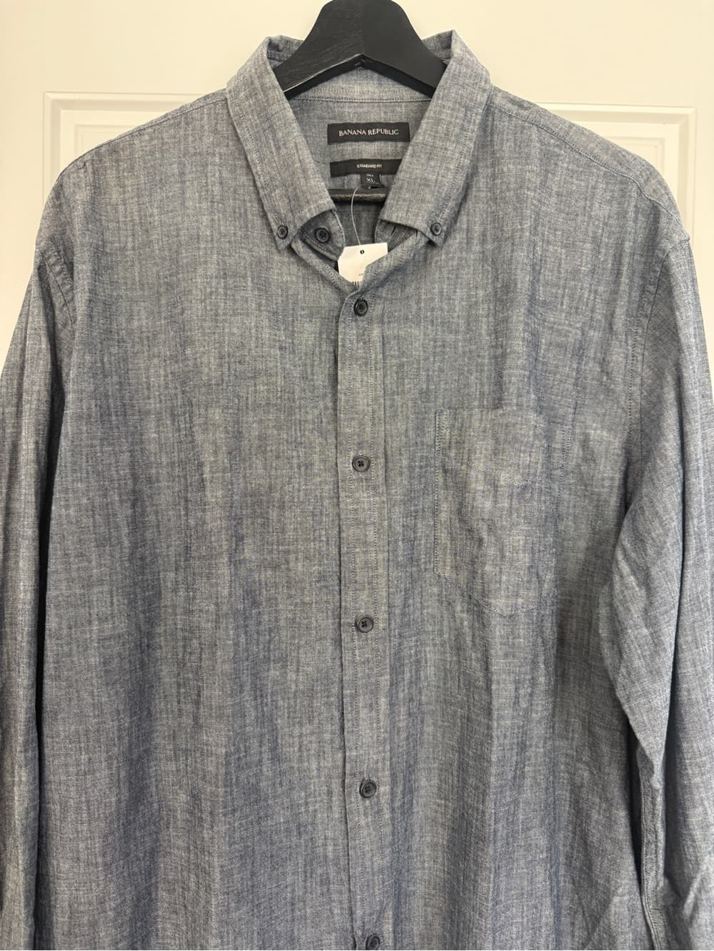 Banana Republic Heathered Light Blue Button-Up Shirt