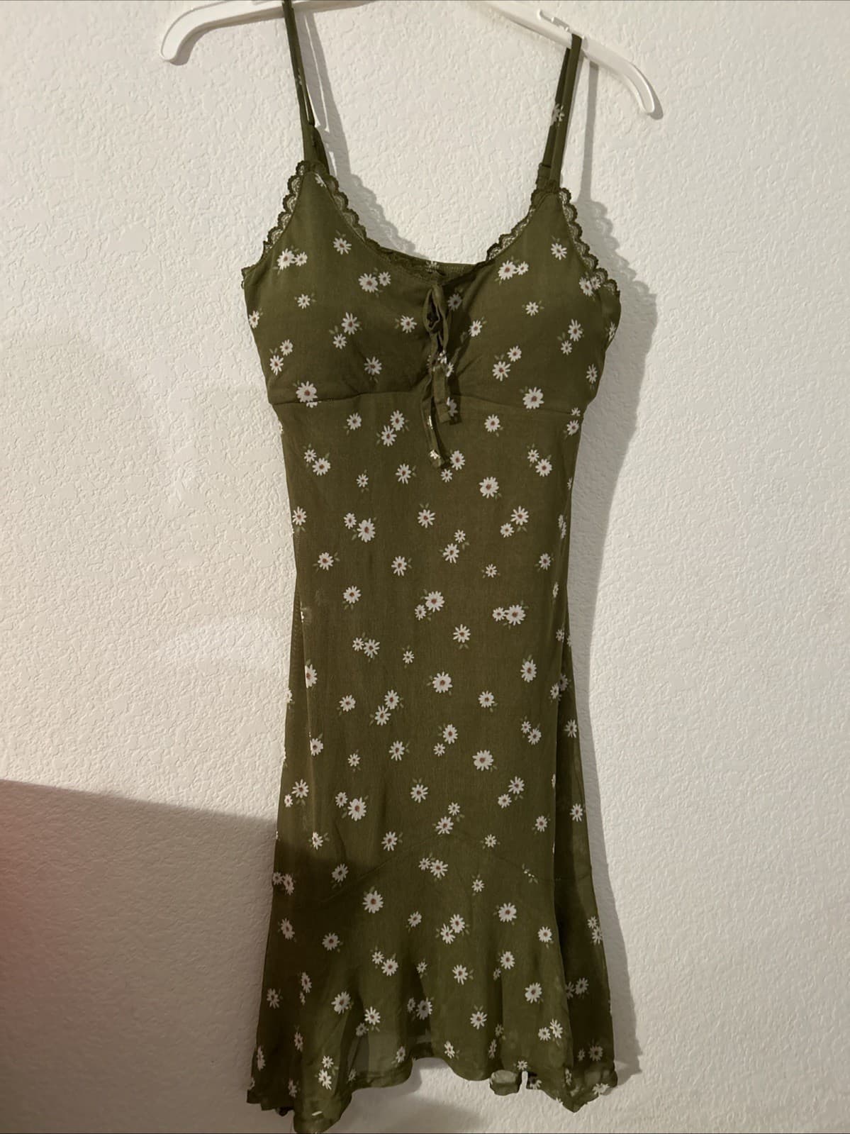 Women’s No Boundaries Mesh Hanky Dress Medium (8-10) NWT Vendor Green