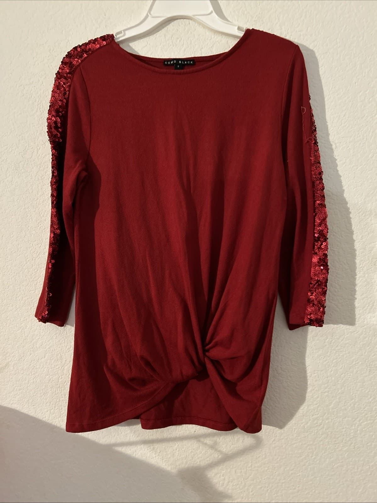Women’s Top Small Burgundy Comp Black NWOT