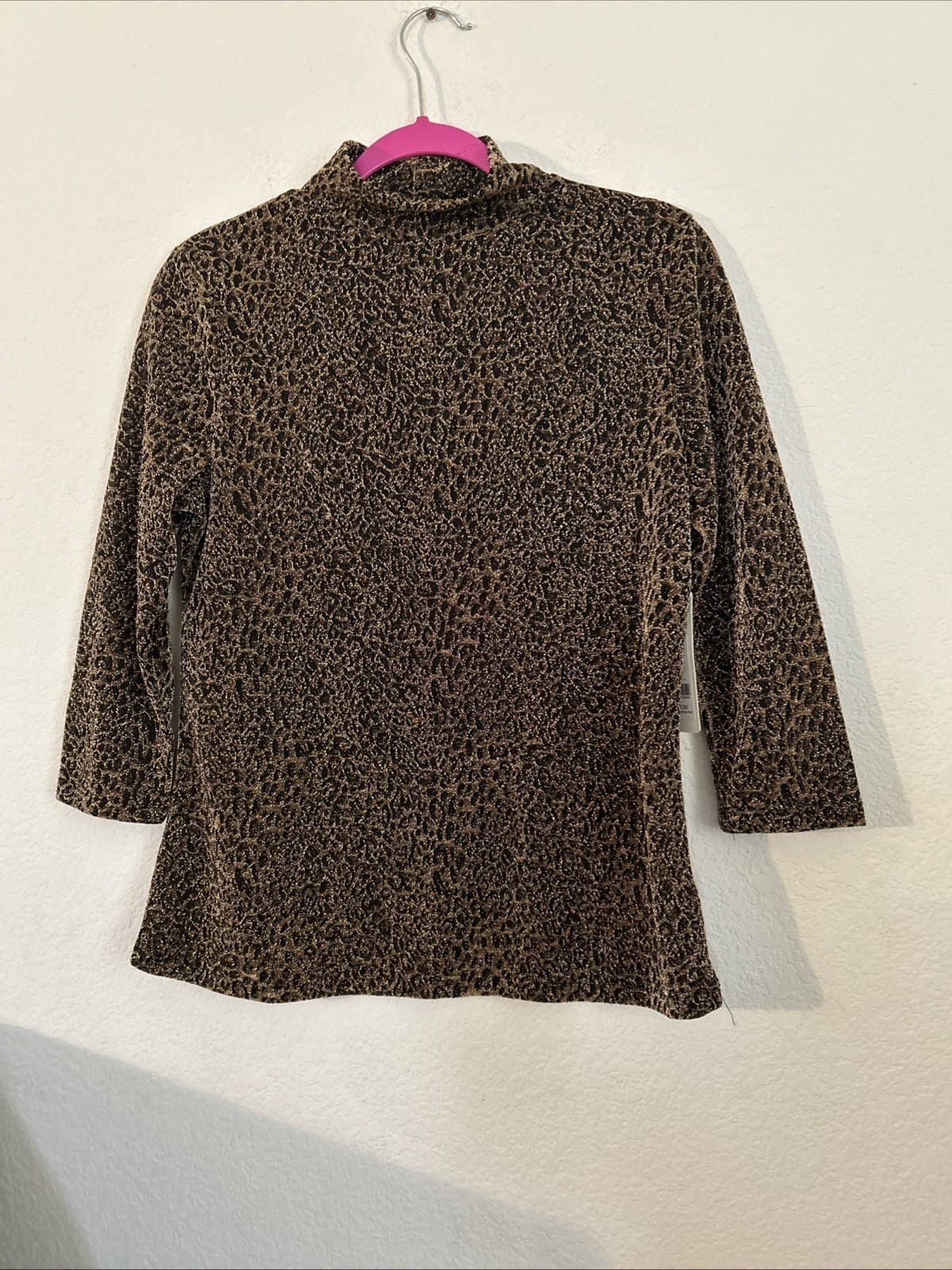 Women’s Bronze Medium Top NWT Andrea Jovine