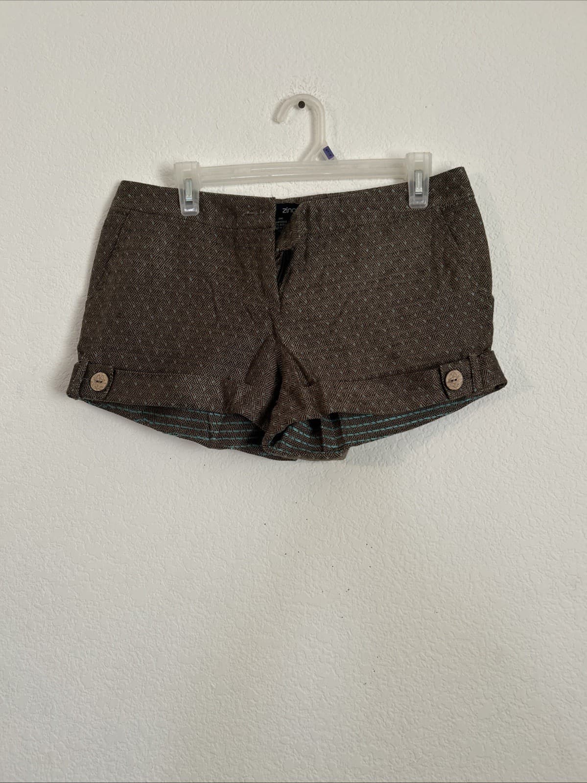 Women’s Zinc Shorts NWT Size 9
