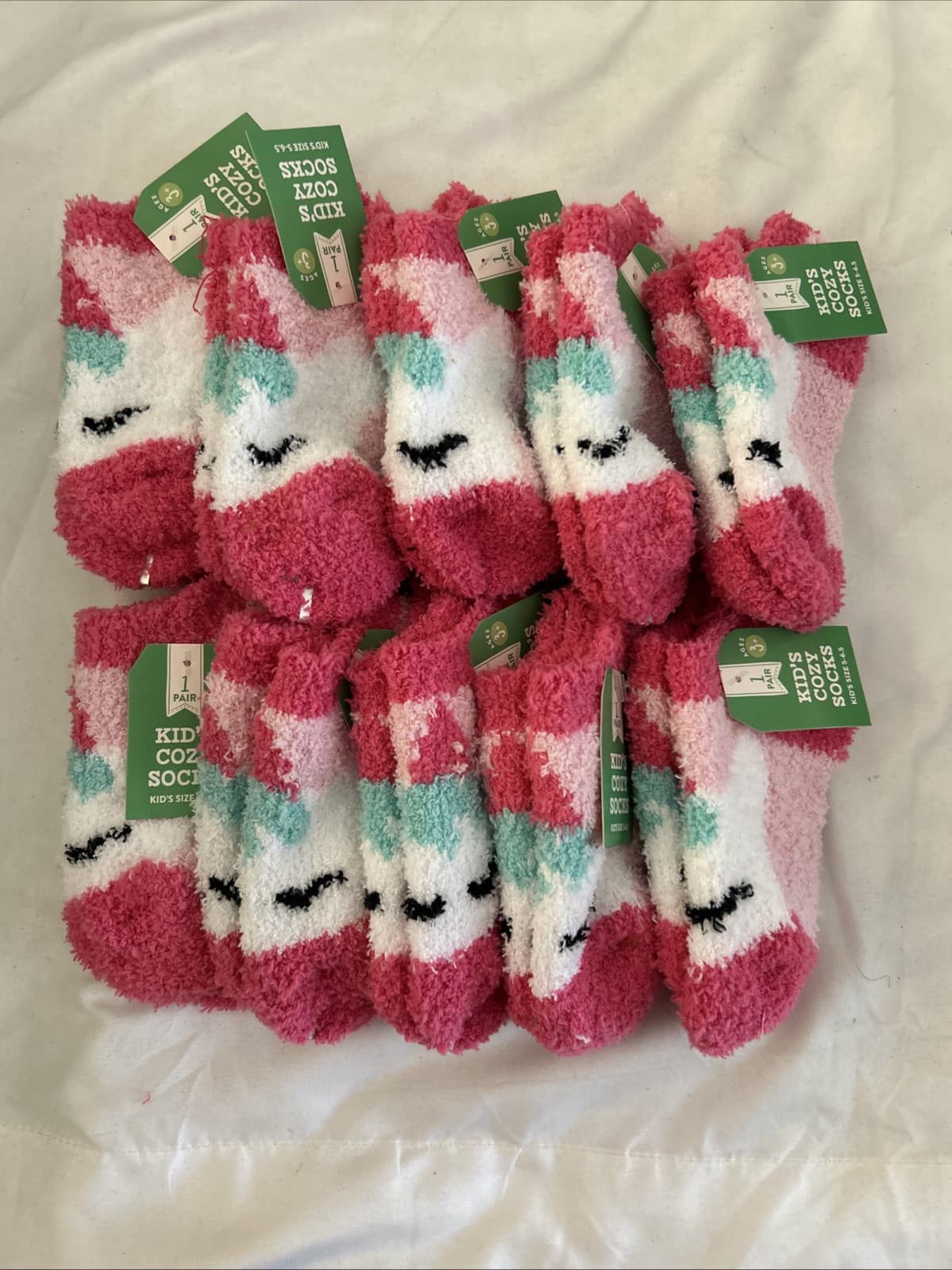 Lot Of 10 Girls kids cozy fluffy socks size 5 to a 6 1/2 Unicorn