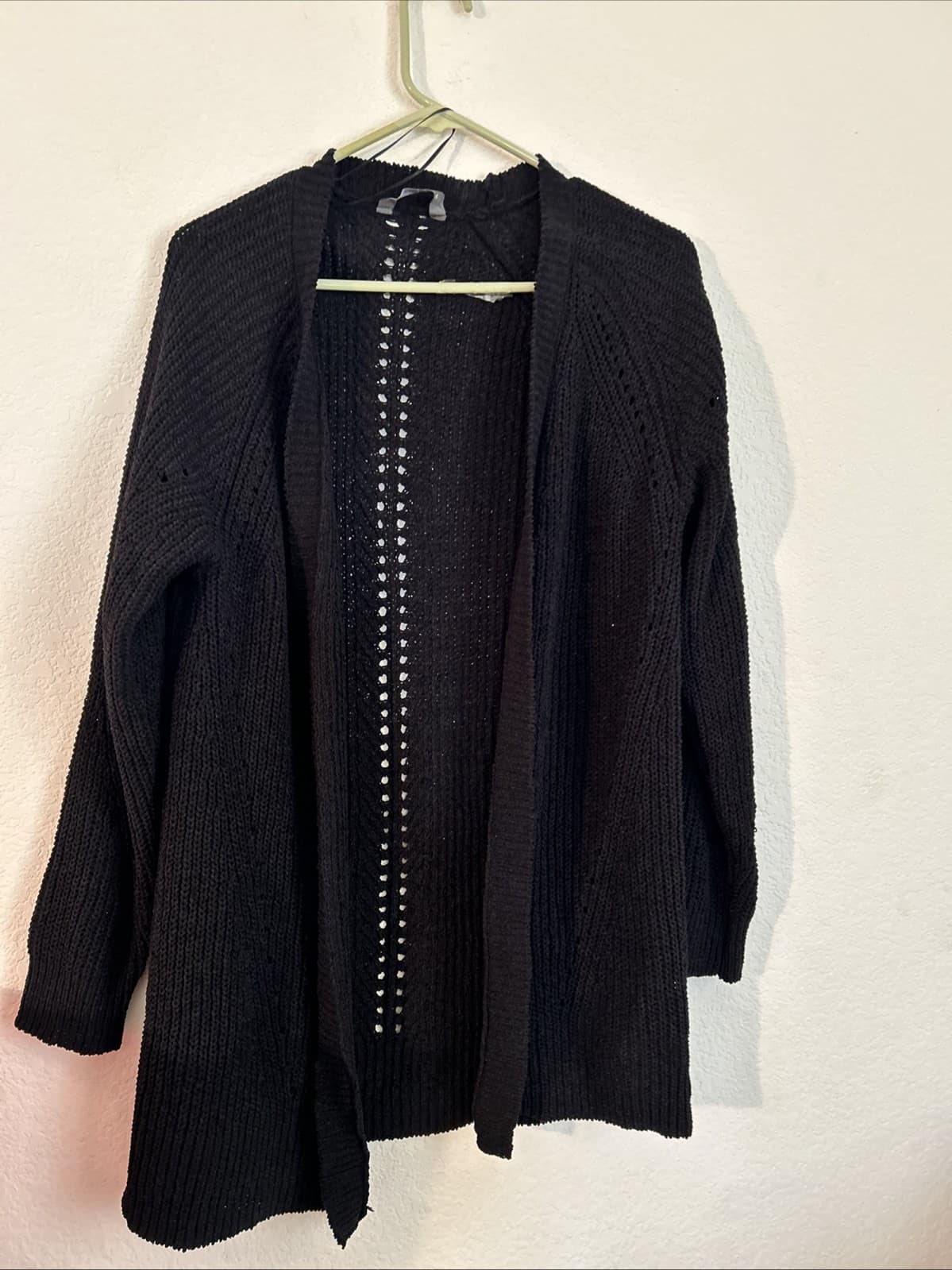 Women’s black medium cardigan Chenille