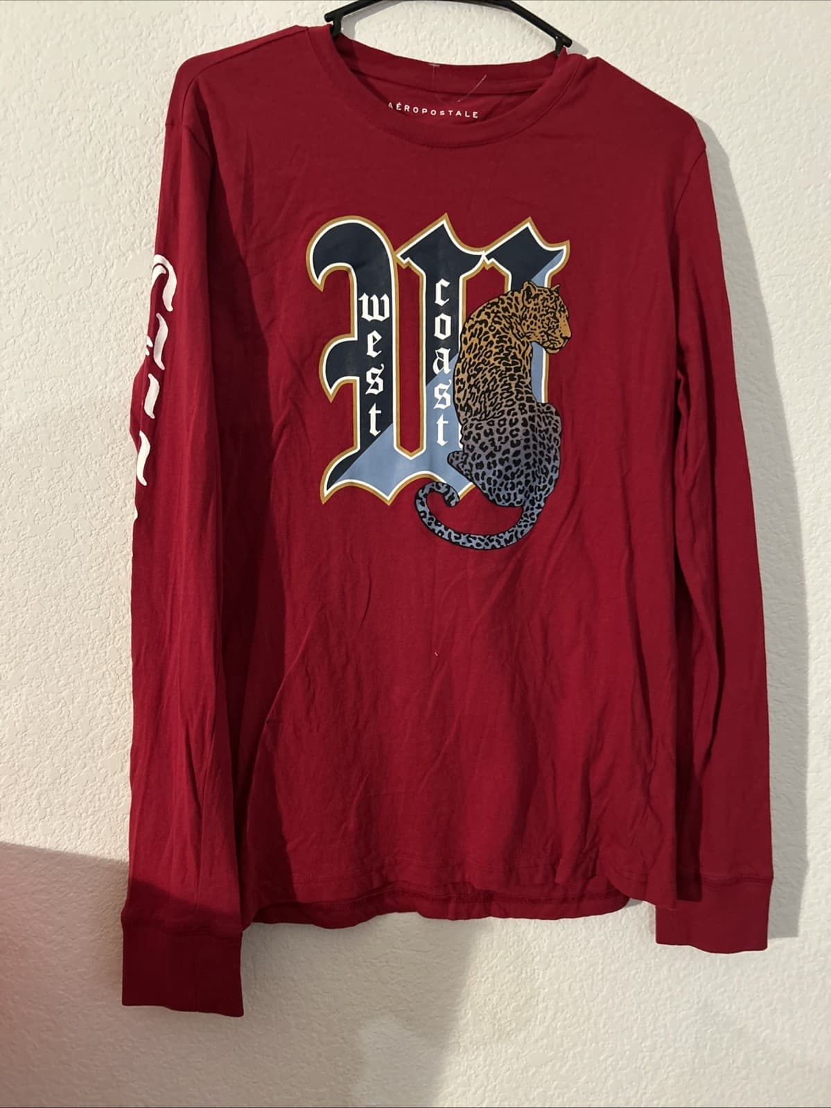 Men’s medium Aeropostale West Coast shirt