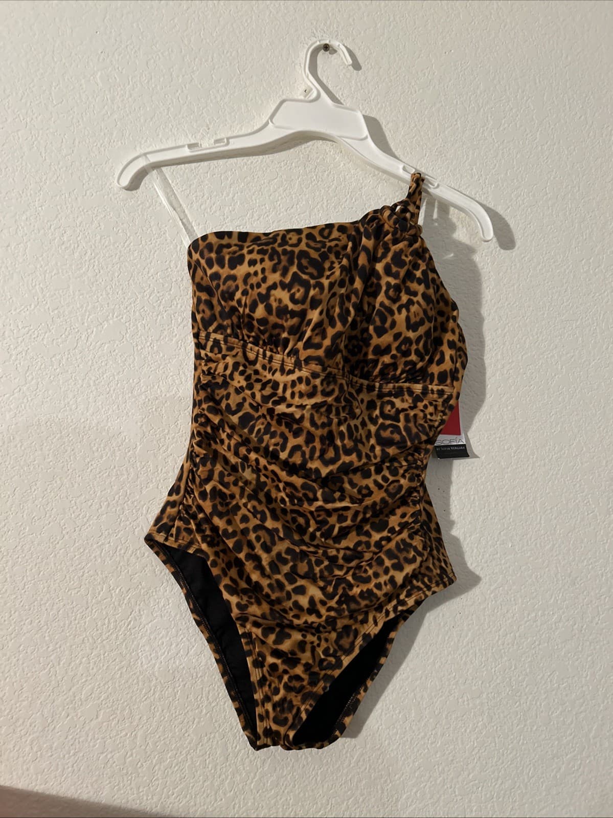 Sofia Women's Alaina One Shoulder One Piece Swimsuit M Leopard NWT