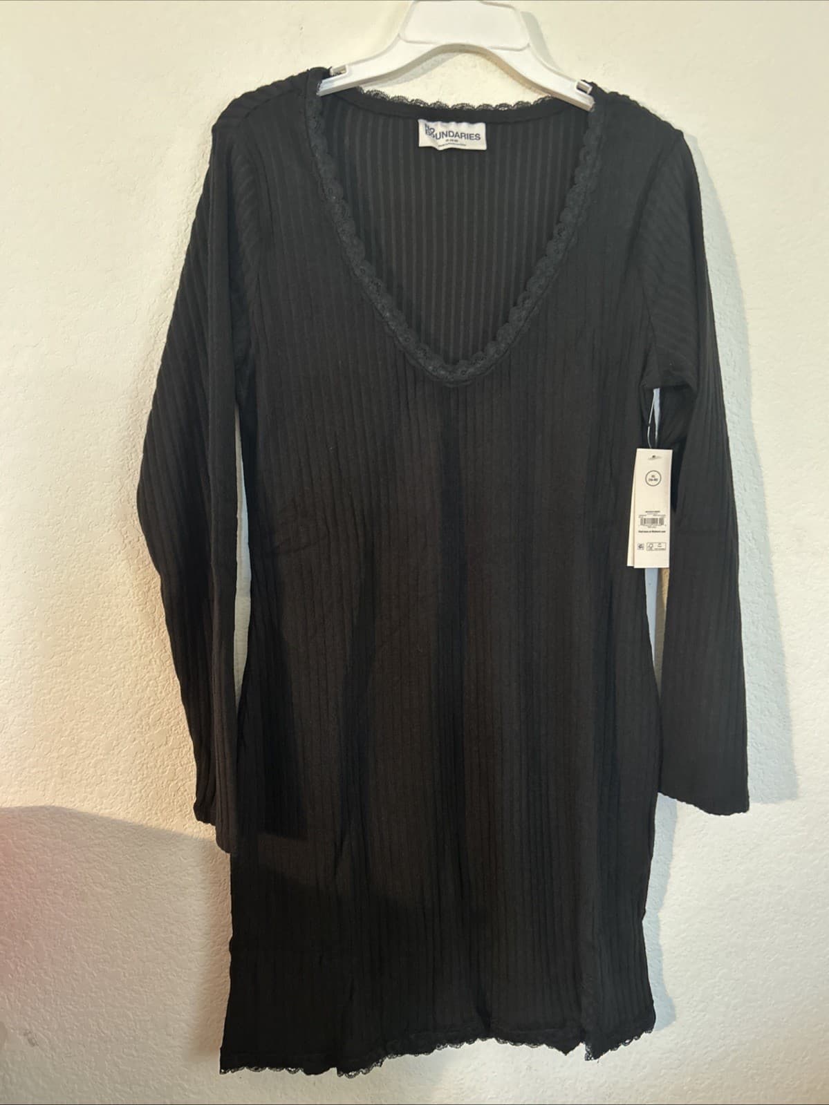 Women’s No Boundaries XXS (00) Hacci Dress NWT Black Sweater Type/Stretch Dress