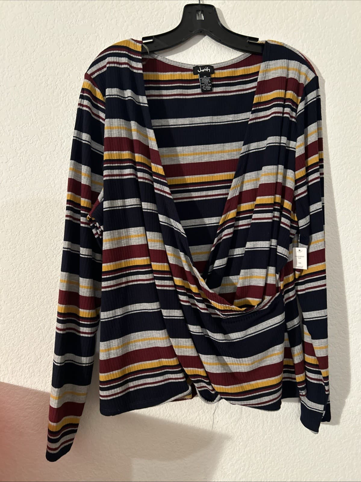 Women’s Justify Faux Wrap 2X Top New