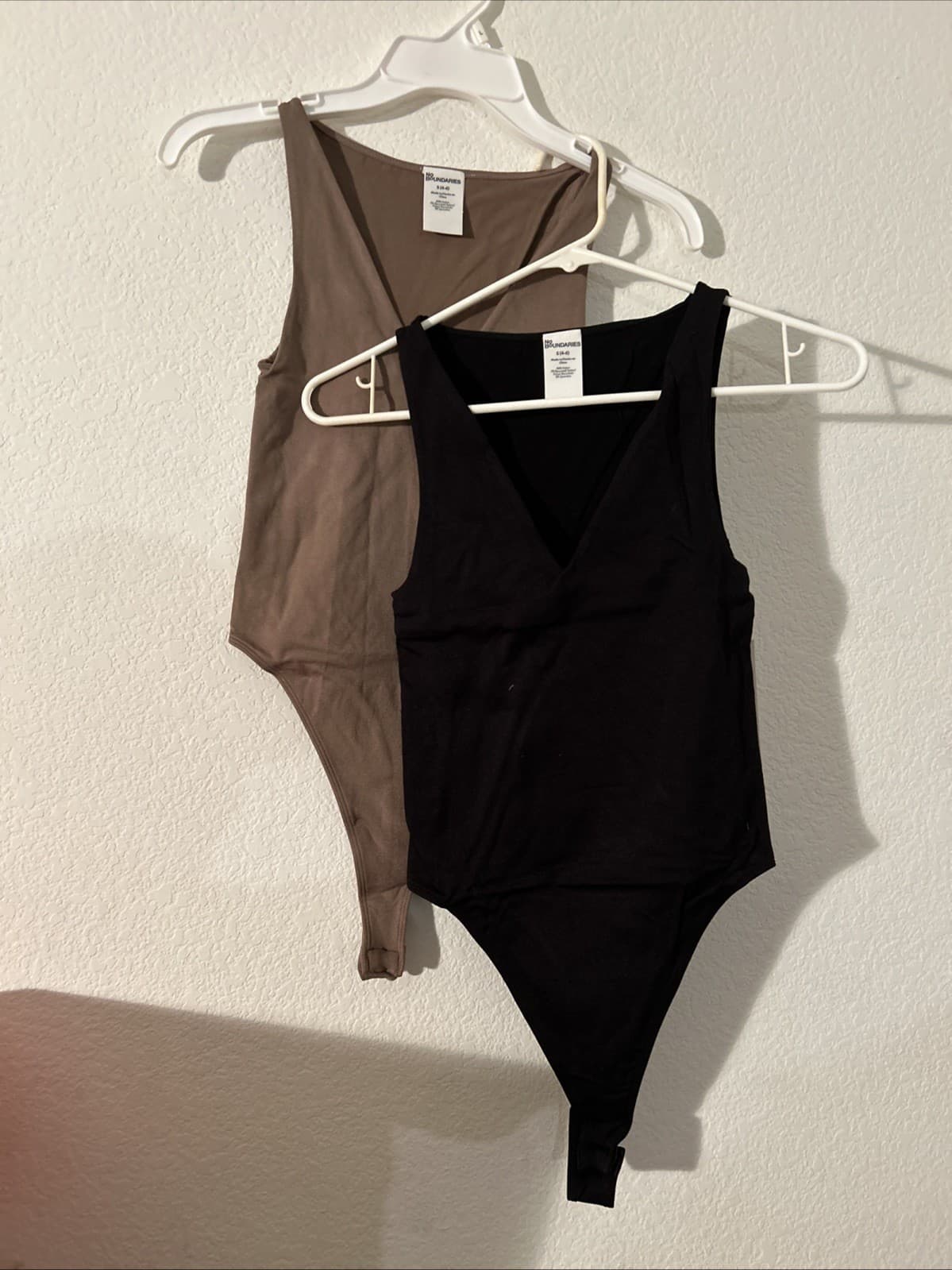 Women’s 2 Pack Small Bodysuit NWT No Boundaries 1 Black 1 Mauve