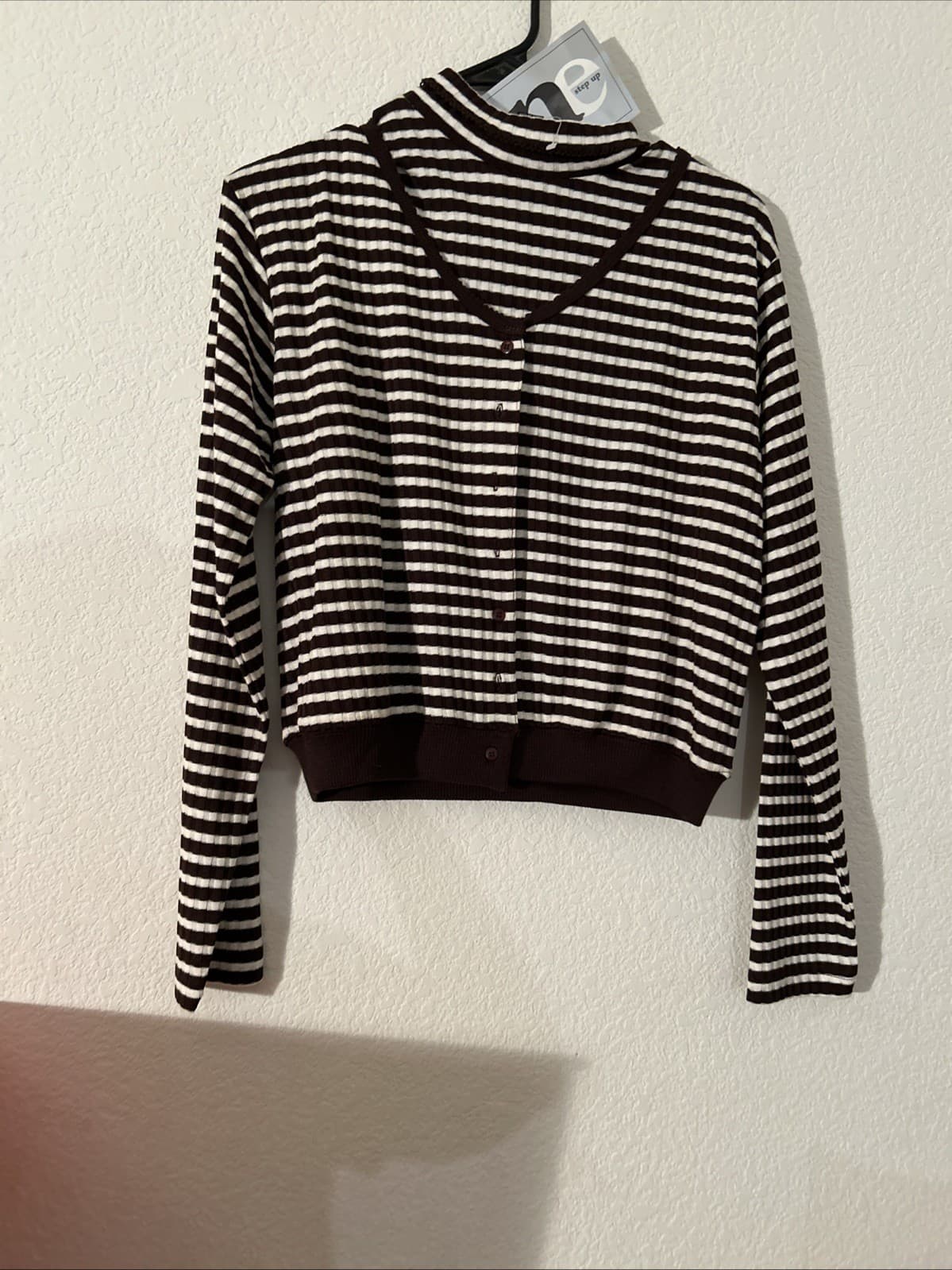 Women’s Medium Brown Stop Nwt Long Sleeve