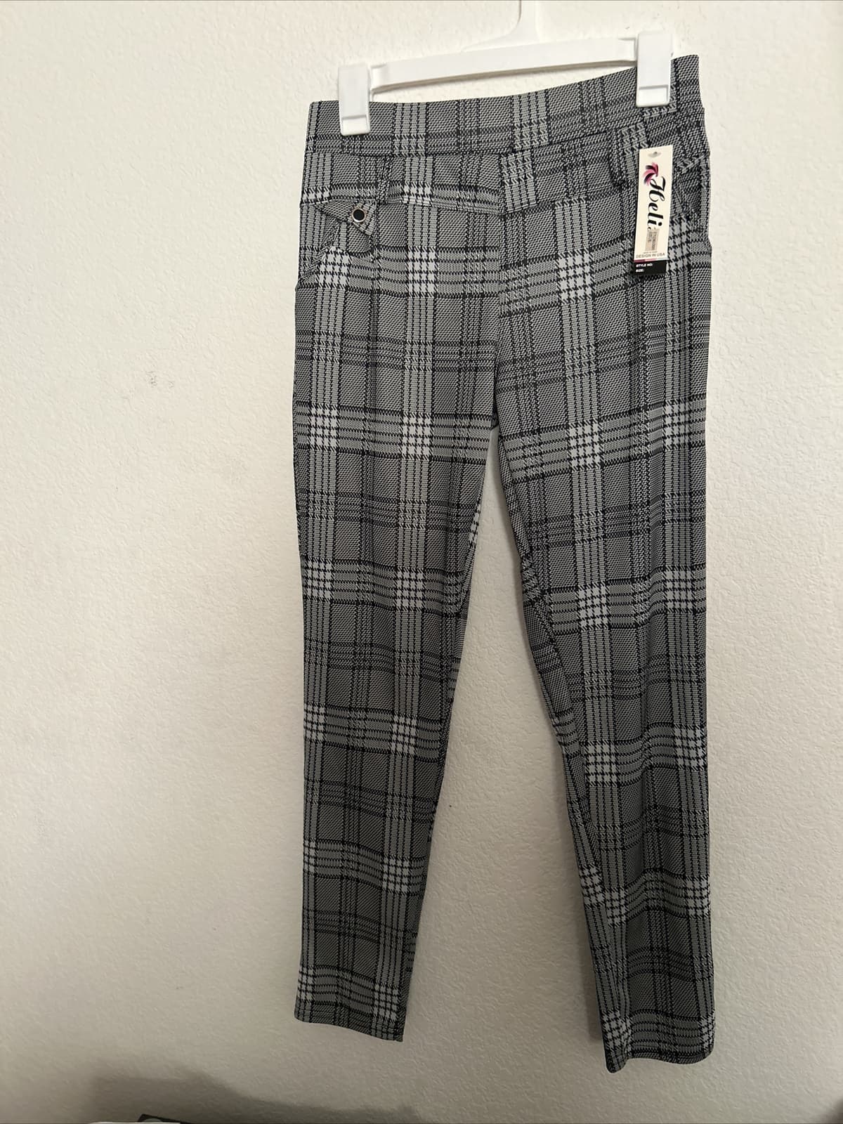 Women’s Helia Pants NWT L/Xl