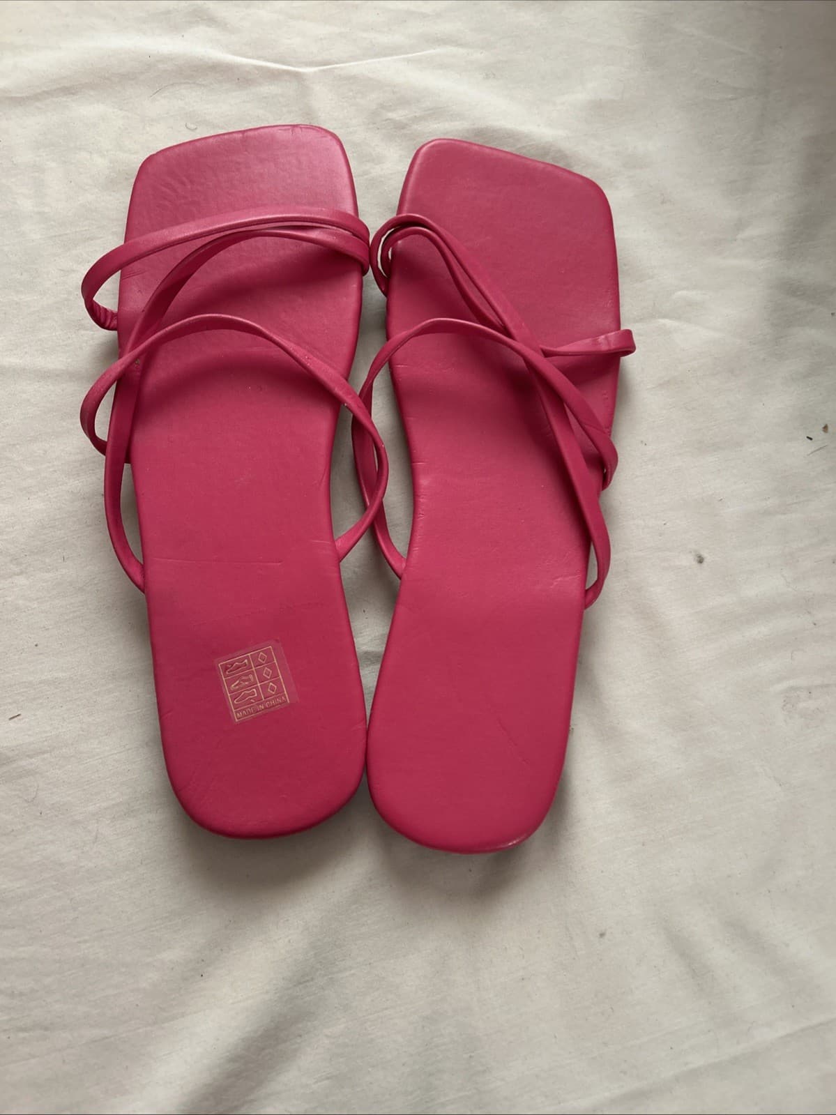Women’s Pink Slip On Sandals Size 10-10.5 New Equals Chinese Size 43