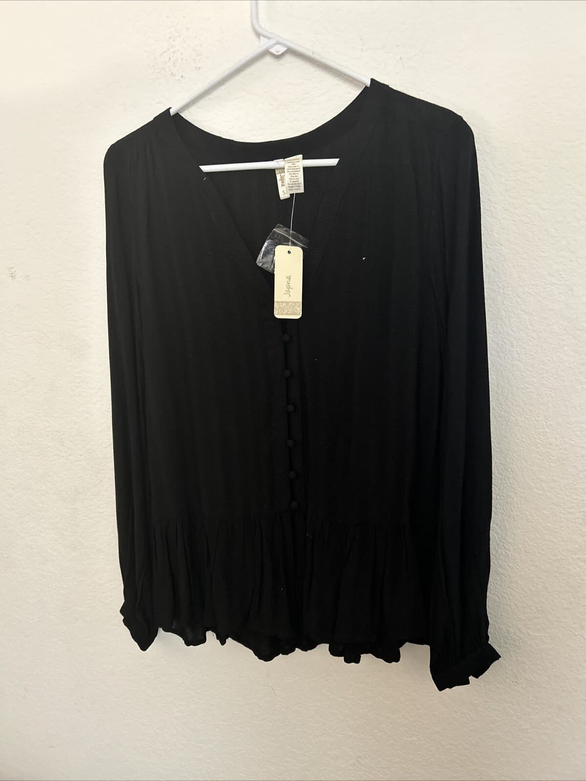 Women’s Small Long Sleeve Japna Top