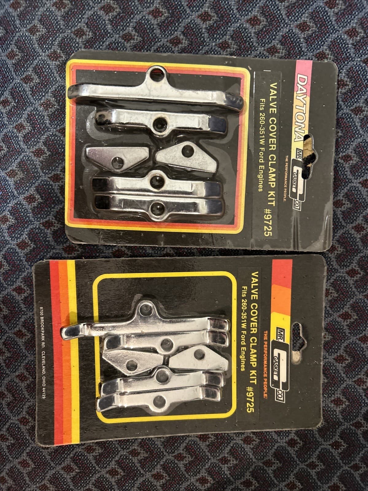 Daytona Mr. gasket valve cover clamp kit 260-351 W Ford engines New Lot Of 2