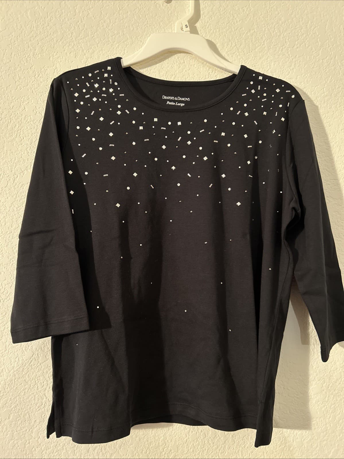 Drapers & Damon’s Petite Large Black Top NWOT