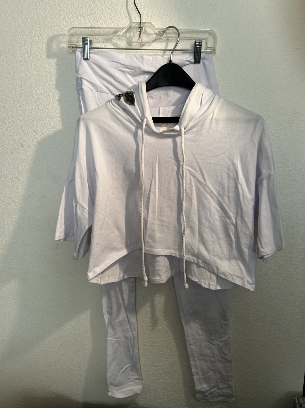Women’s 2 Piece Outfit NWT White Large