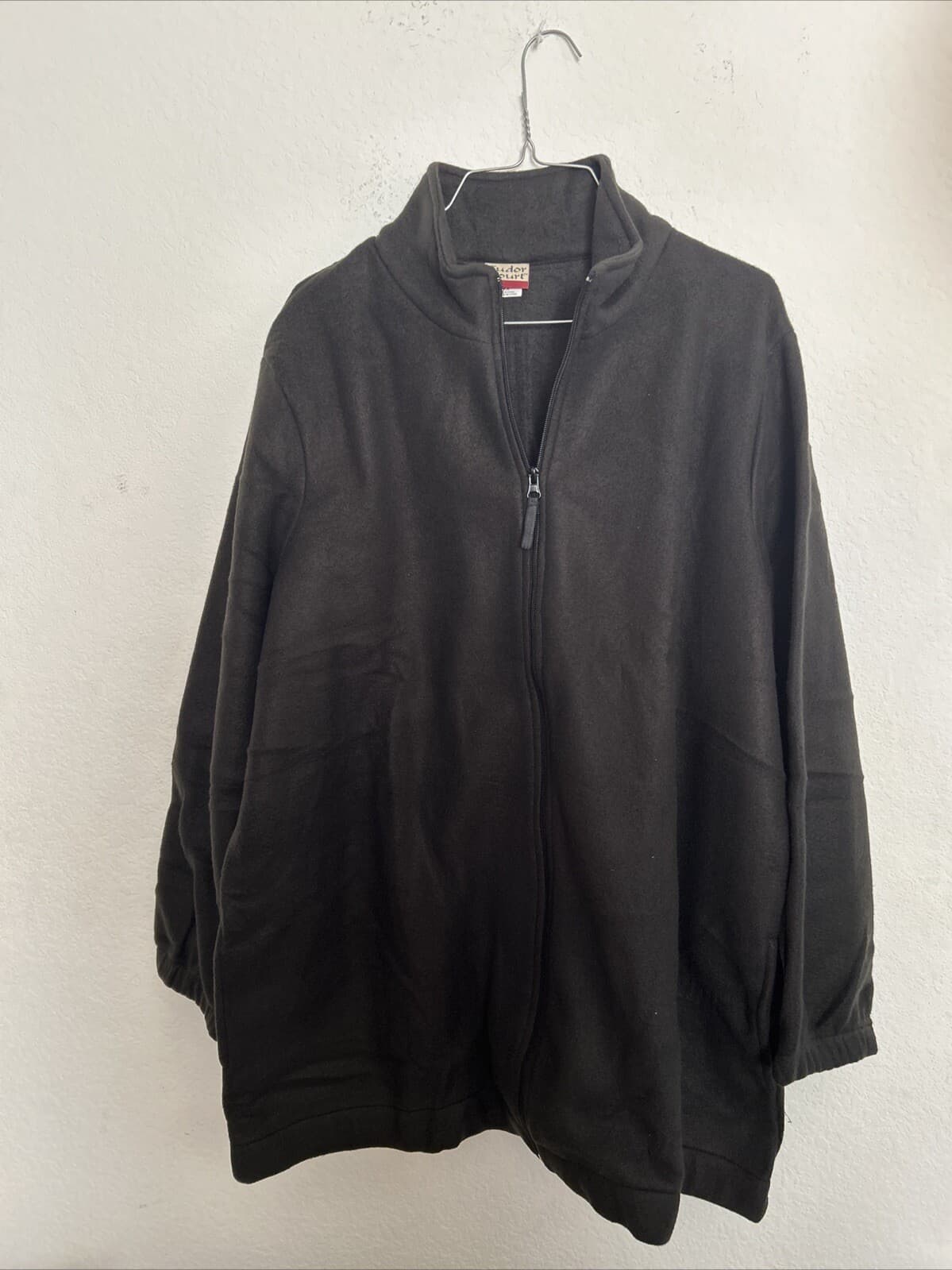 Tudor Court Black Fleece Sweater XX Unisex