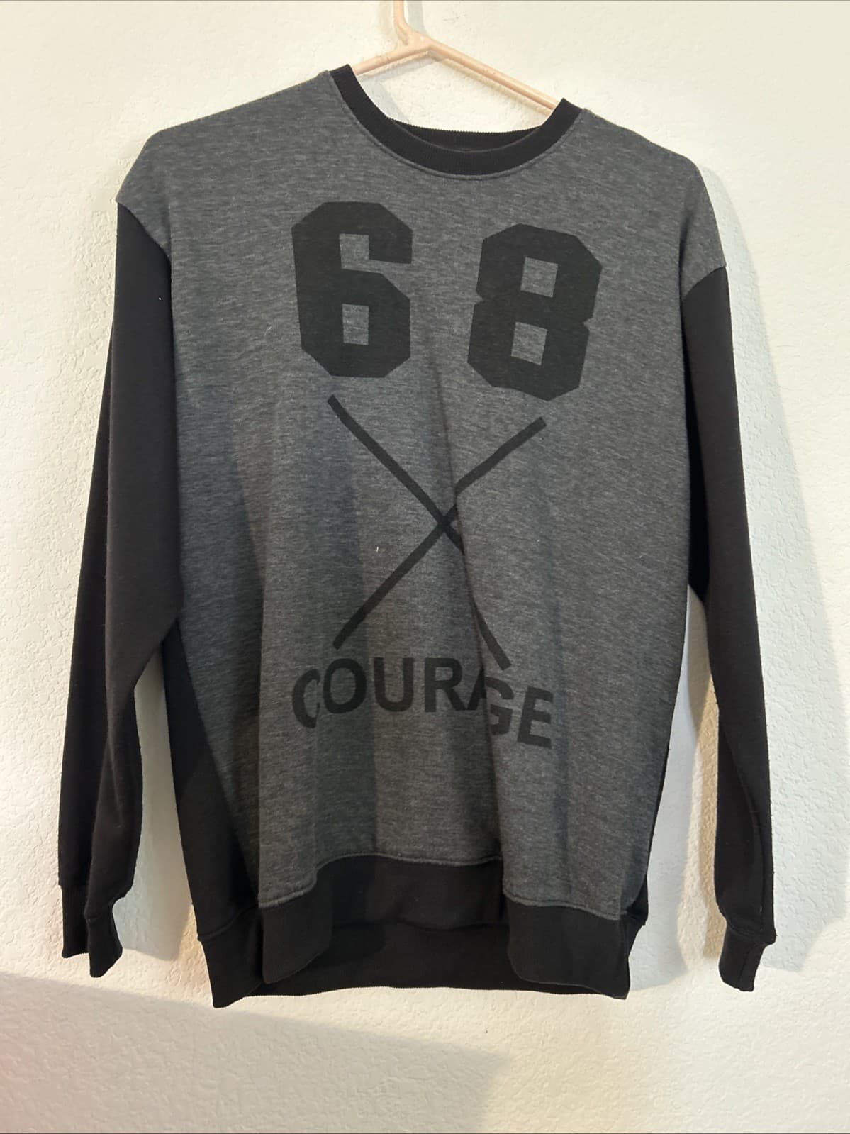 Boys XL 18/20 Sweat Shirt NWOT Black And Gray