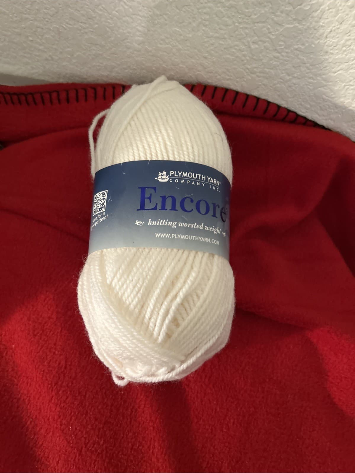 Encore Plymouth Yarn 1 Skeins White Knitting Worsted Weight 200 Yds Same Dye Lot
