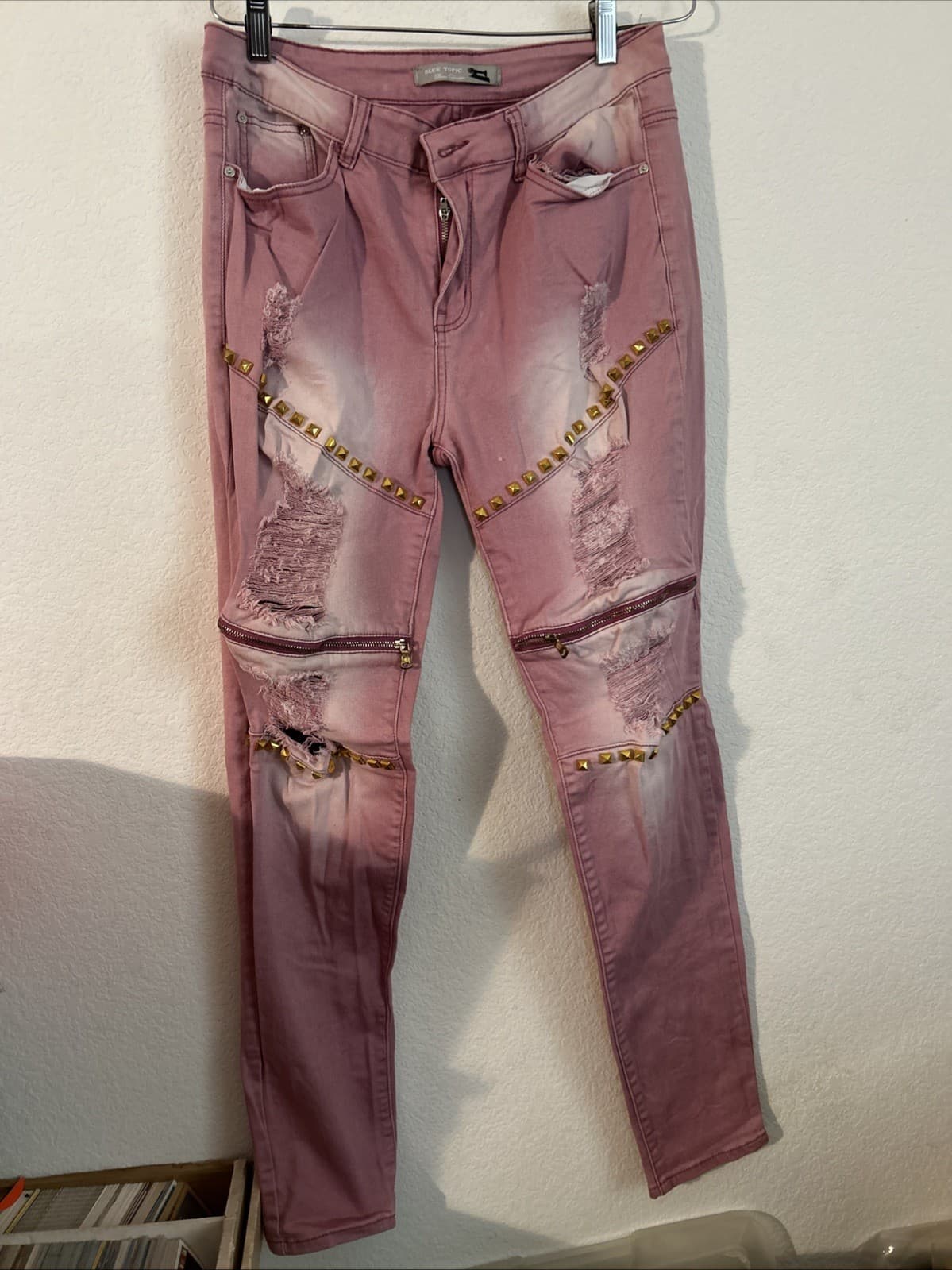 Women’s Pink Jeans 13/14 Blue Topic NWOT
