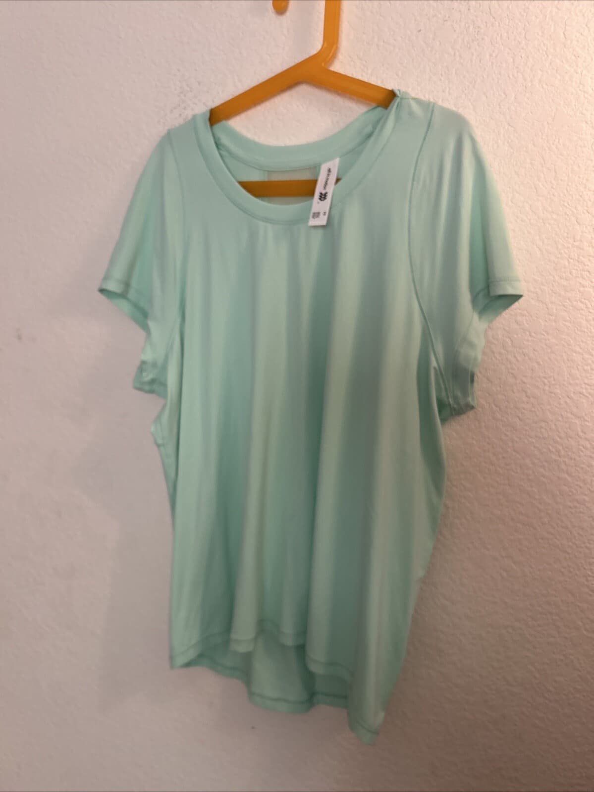Women's Run Short Sleeve T Shirt All in Motion Mint Size XS