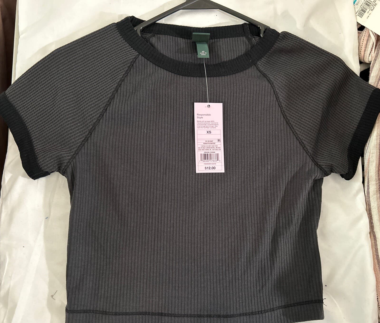 Wild Fable Womens T-Shirt Cropped Short Sleeve Grey Trimmed In Black Size XS
