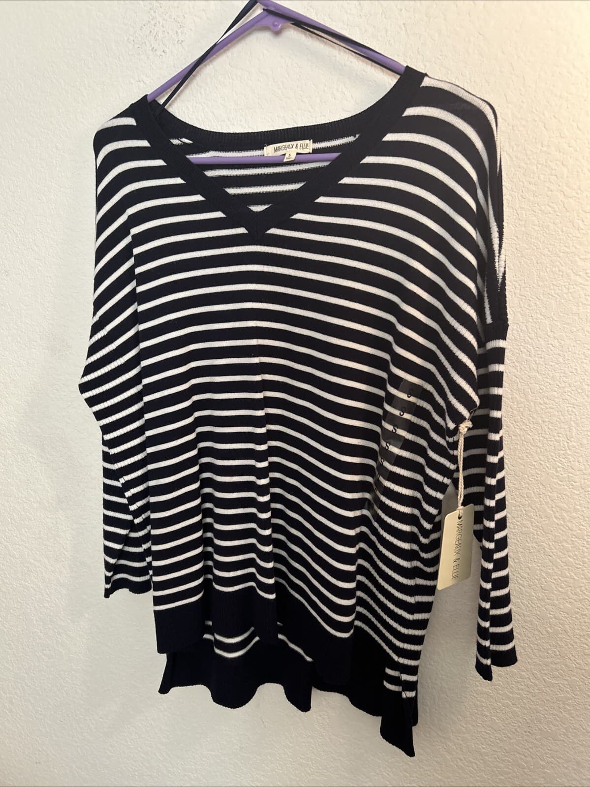 Women’s Sweater Small Blue And White Margaux & Ellie NWT