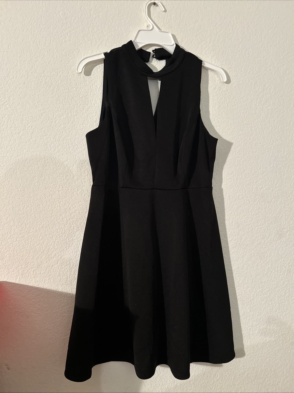 Women’s Black Large Dress Soprano NWT