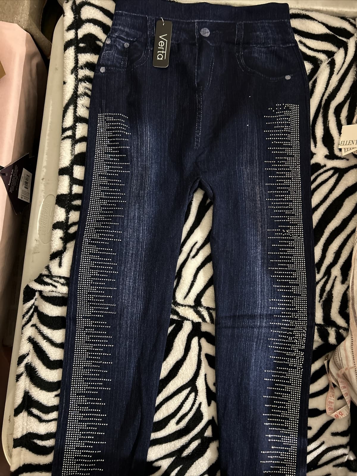 Women’s Verta Blue Leggings NWT One Size Fits Most