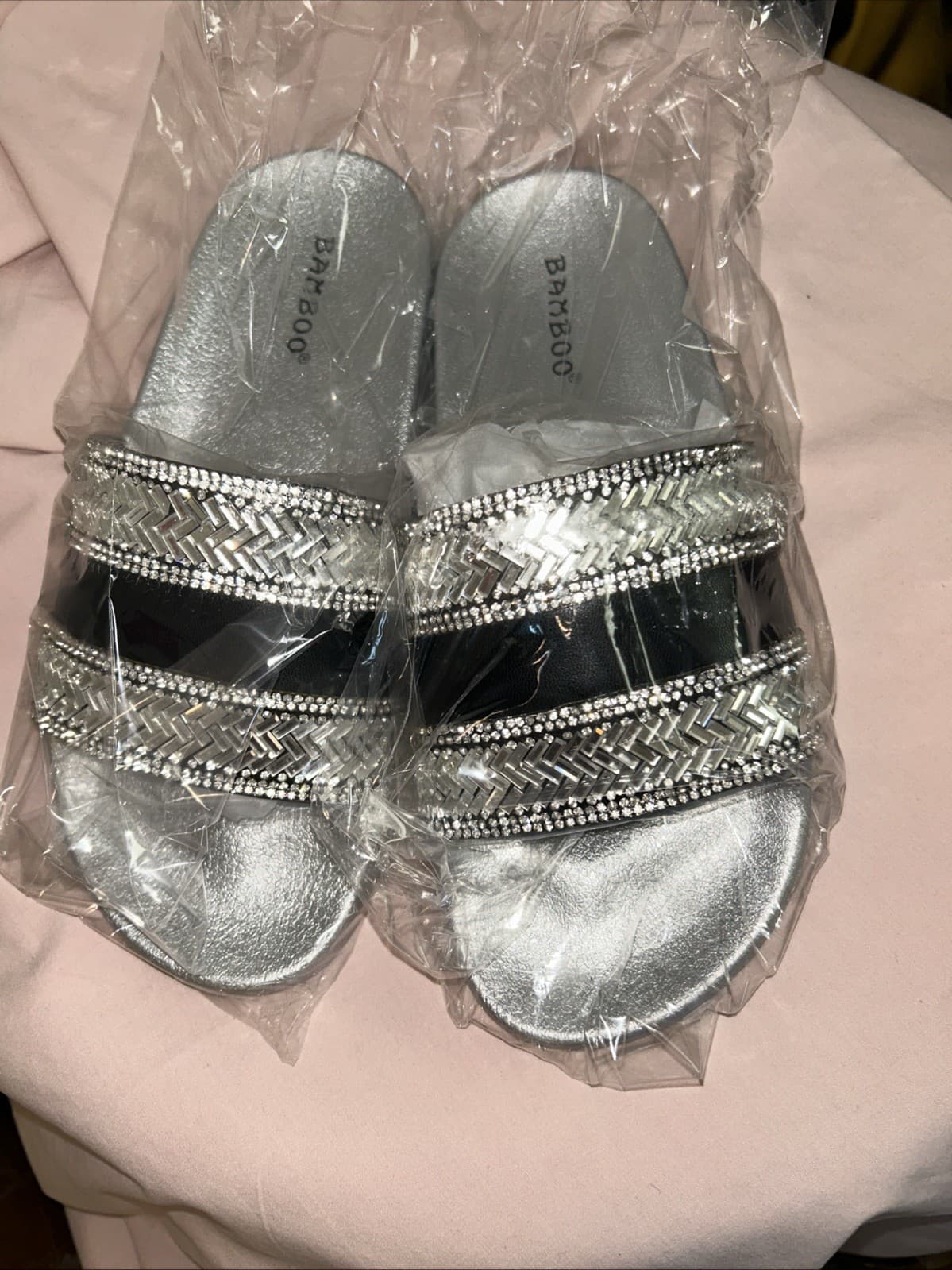 Women’s Rhinestone Slide Flatter Black / Silver Size 7 New Bamboo