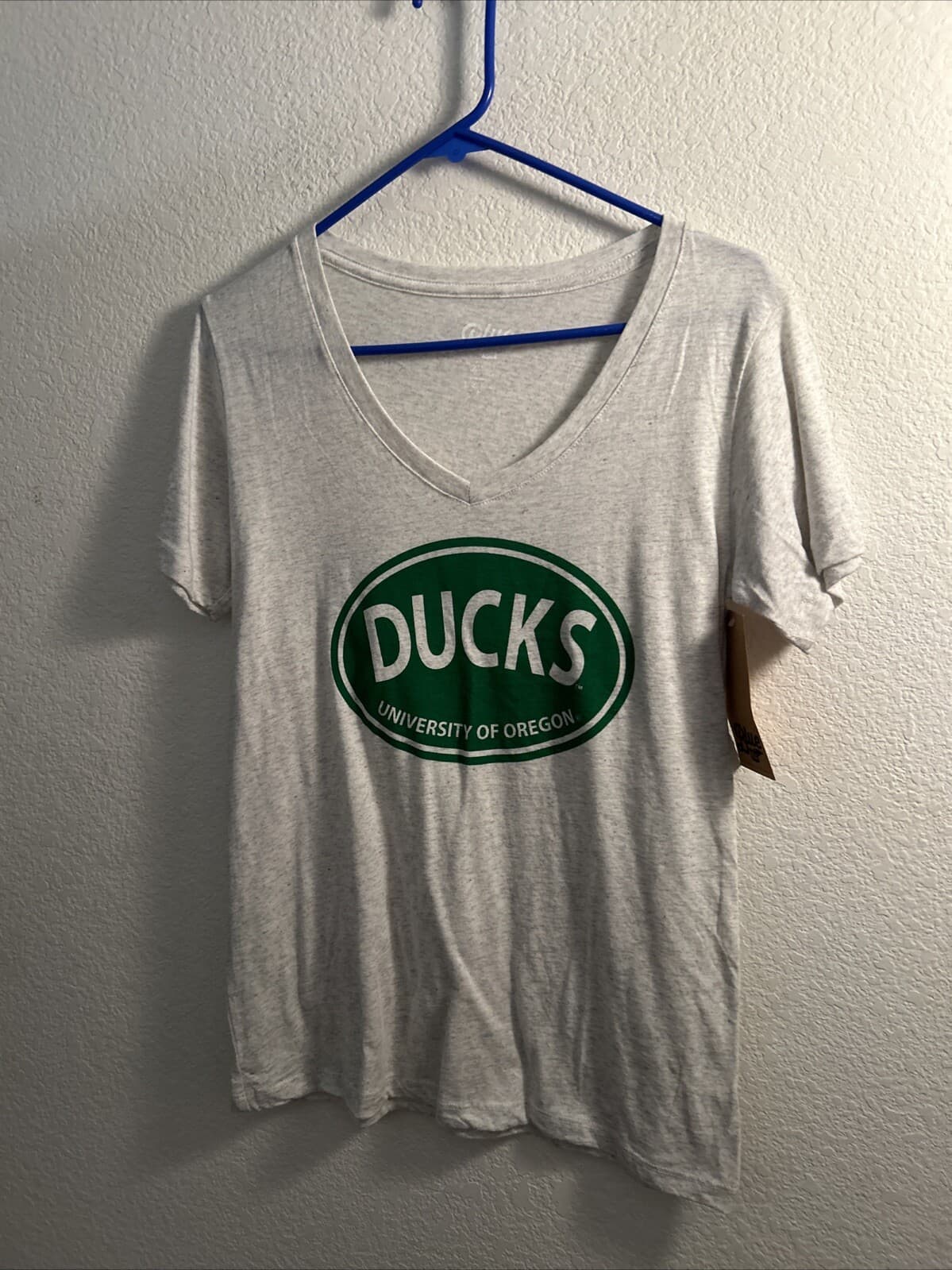 Women’s medium University of Oregon ducks shirt Gray