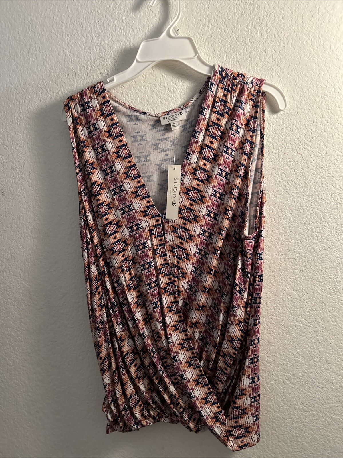 Women’s 1X studio B By Bobeau