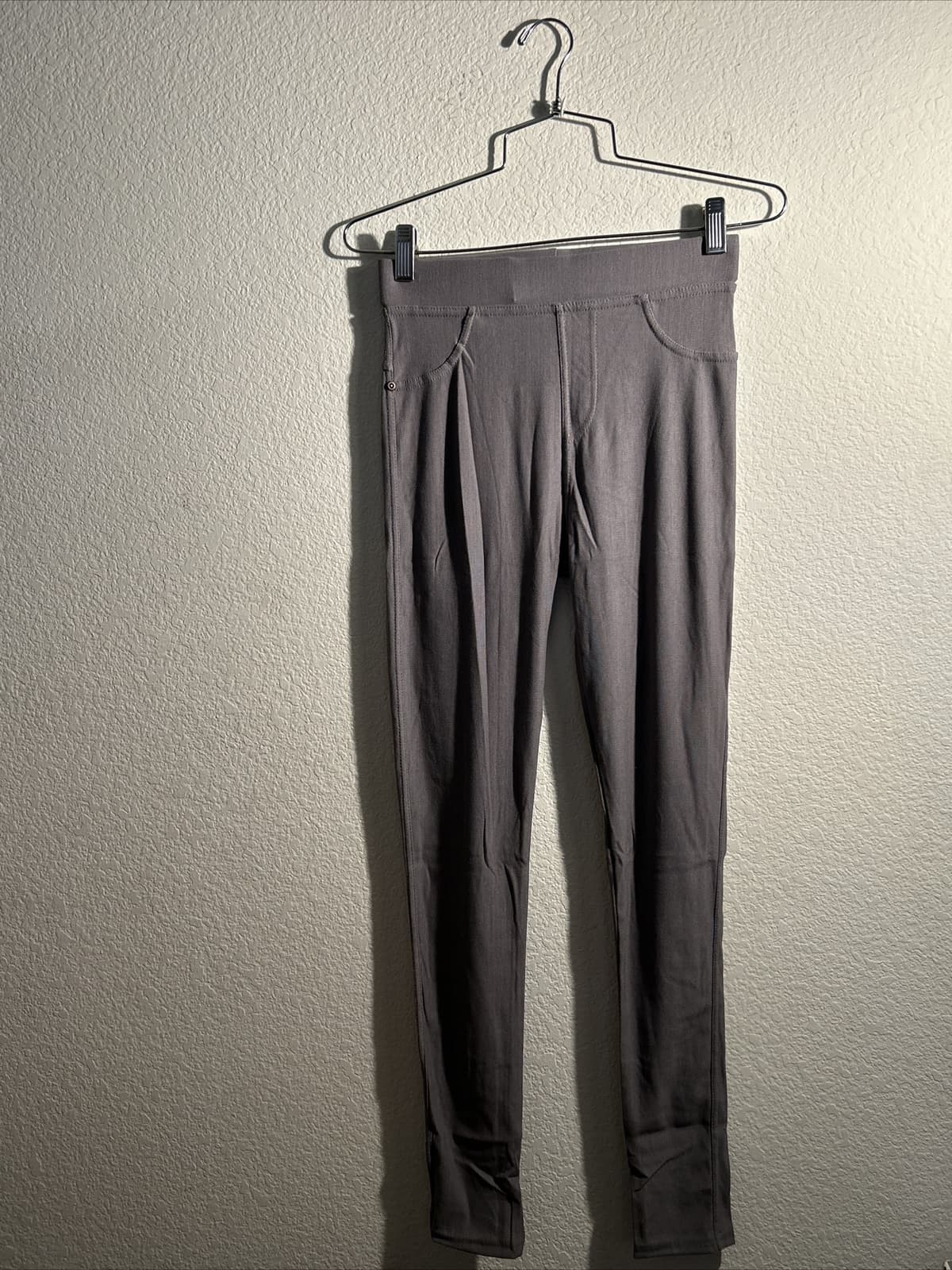 Women’s Odiva Grey Leggings One Size Regular NWT Stretch
