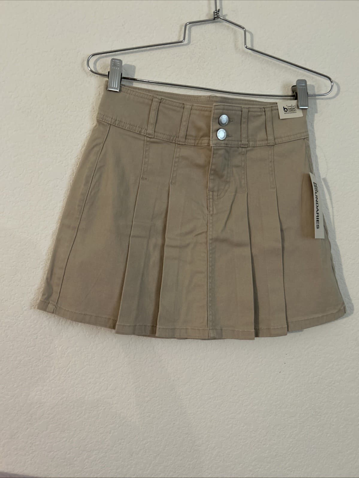 Women’s Pleated Khaki Mini Skirt XXS 00 NWT No Boundaries